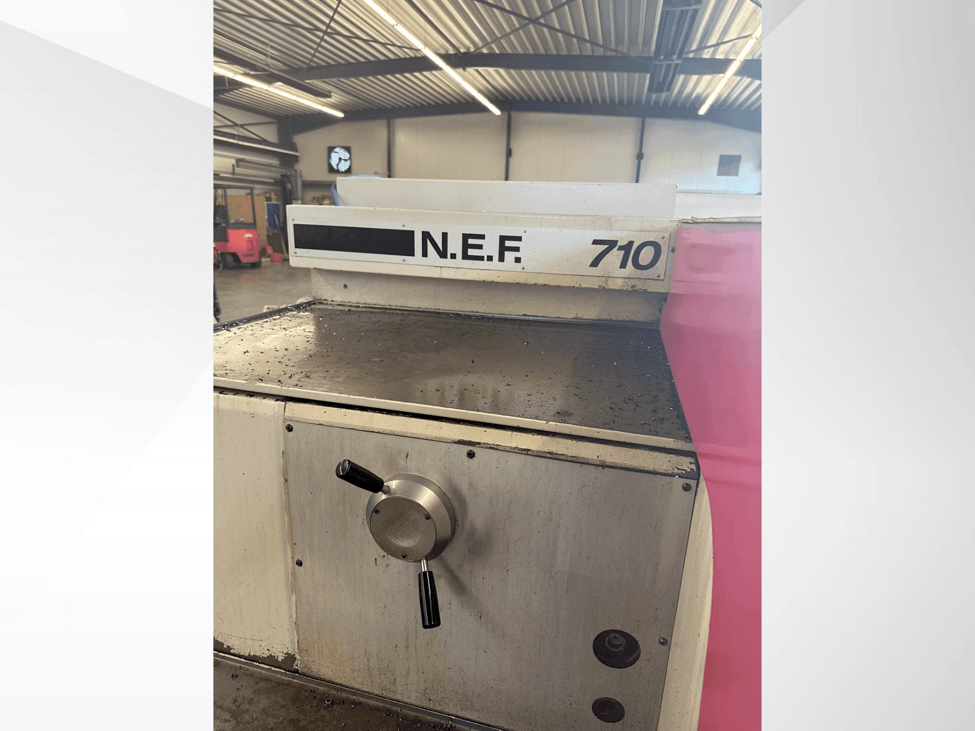 Koneen  Gildemeister Gildemeister NEF 710 etunäkymä