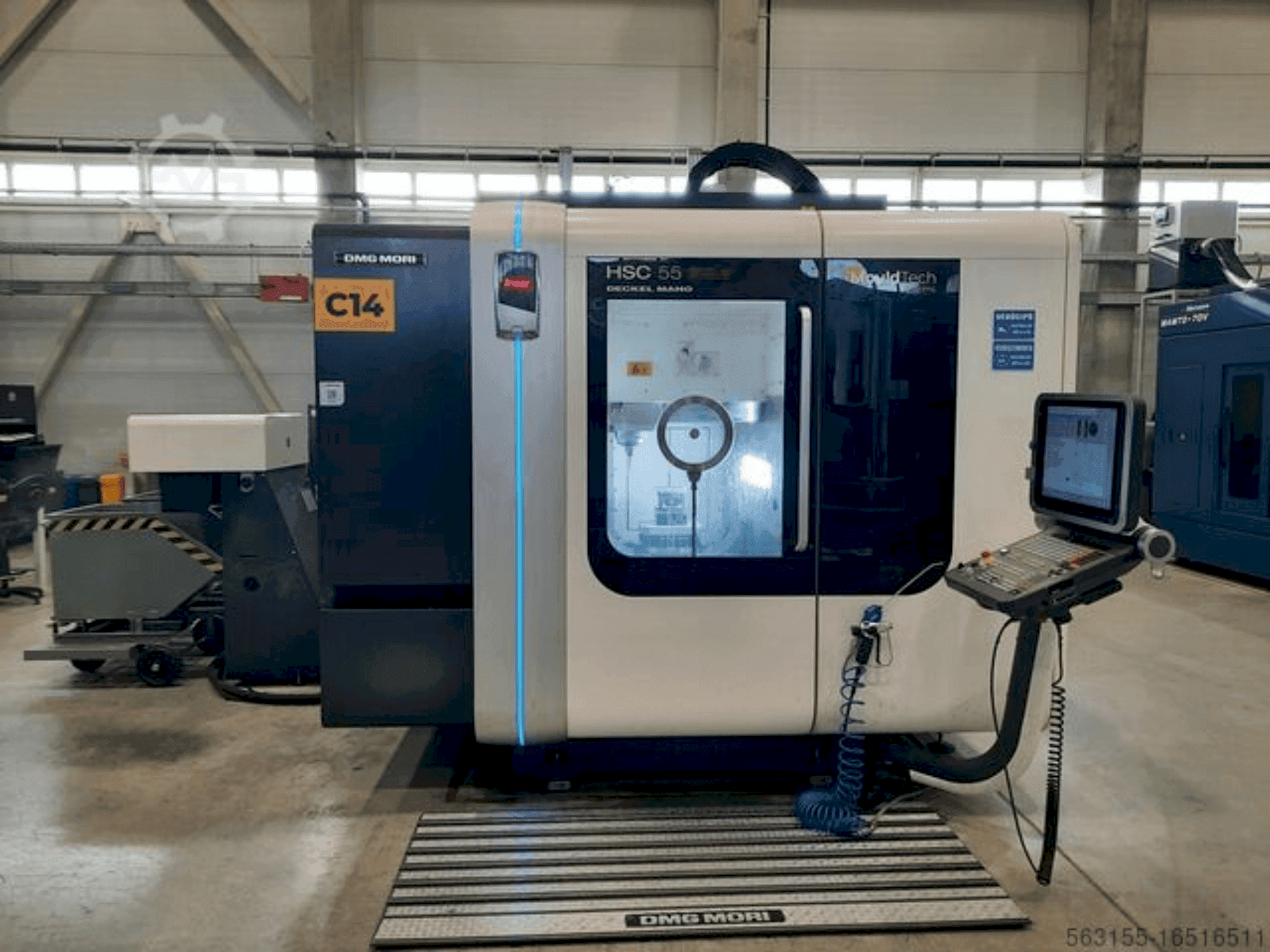 Koneen  DMG MORI HSC 55 linear etunäkymä