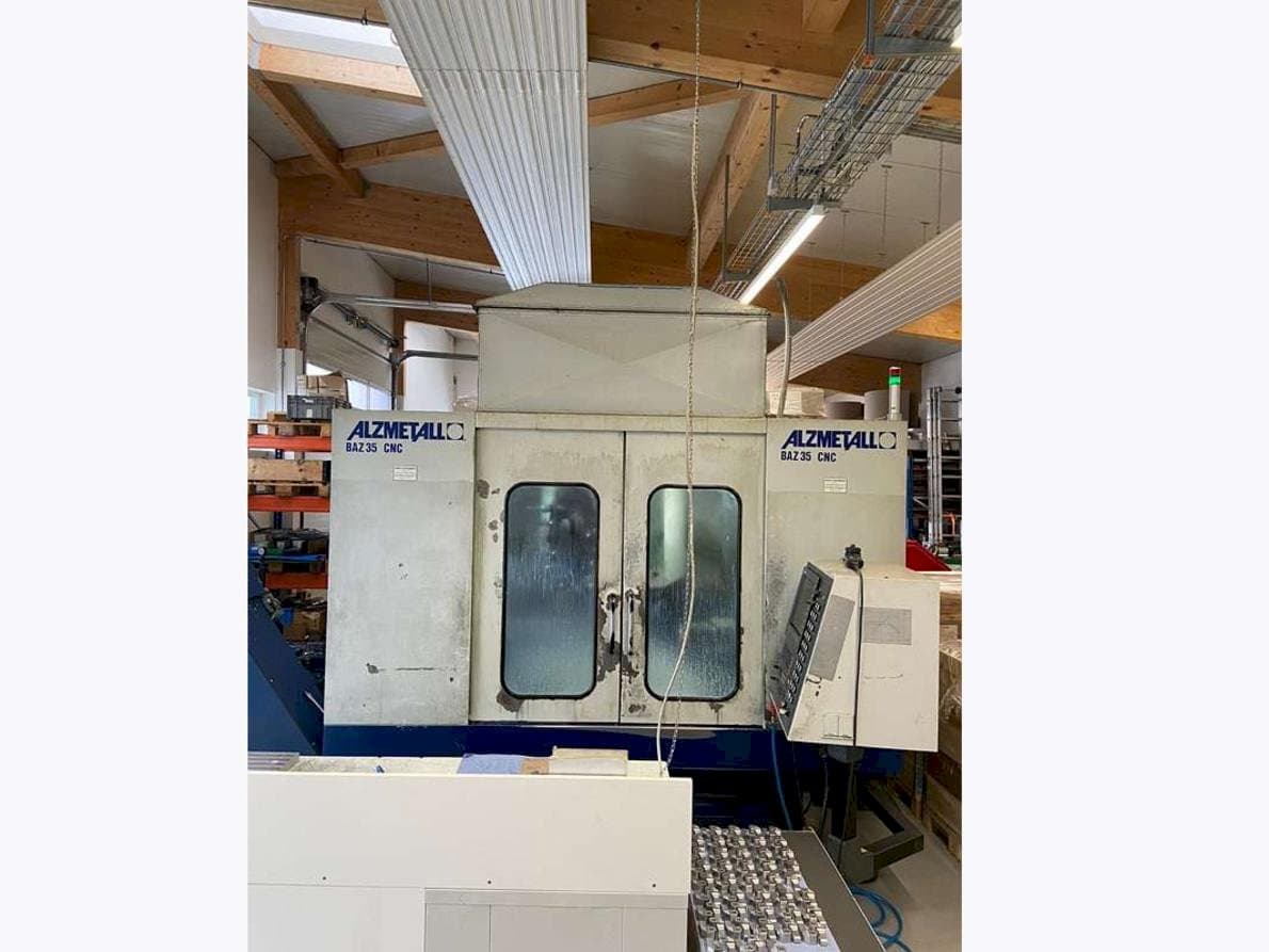 Koneen  Alzmetall CNC BAZ 35 etunäkymä