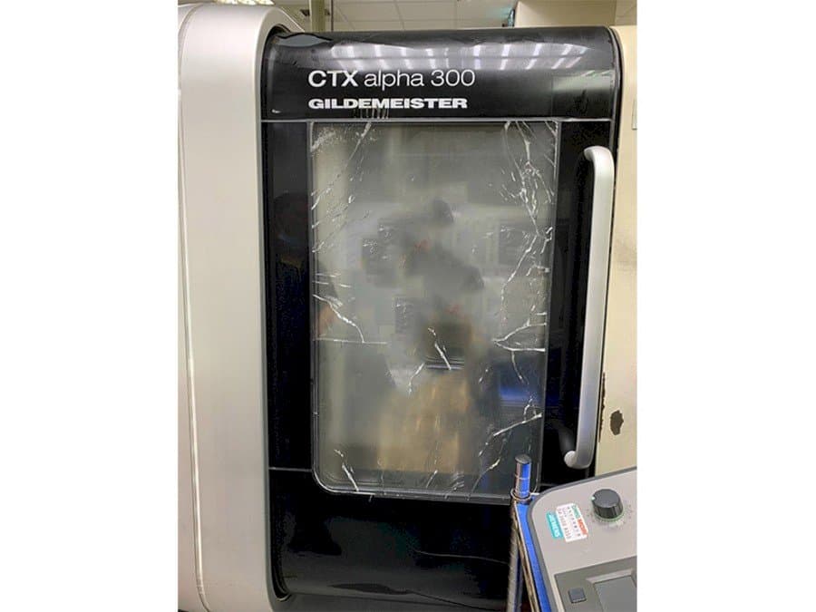 Koneen  Gildemeister CTX Alpha 300 V4 etunäkymä