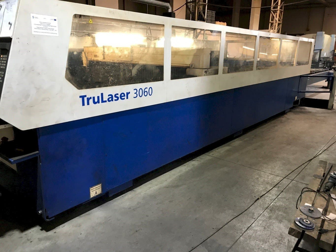 Koneen  Trumpf Trulaser 3060 etunäkymä