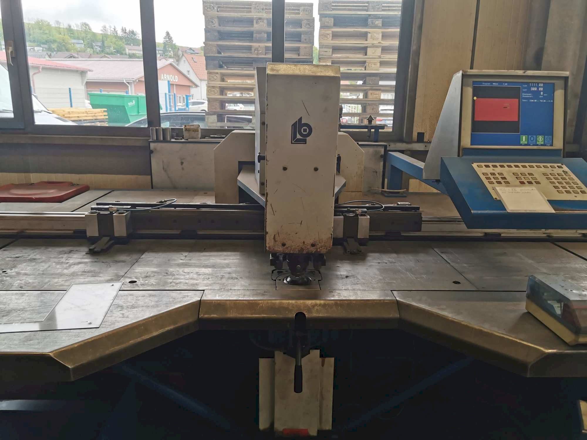 Koneen  BOSCHERT PL 150 CNC Z etunäkymä