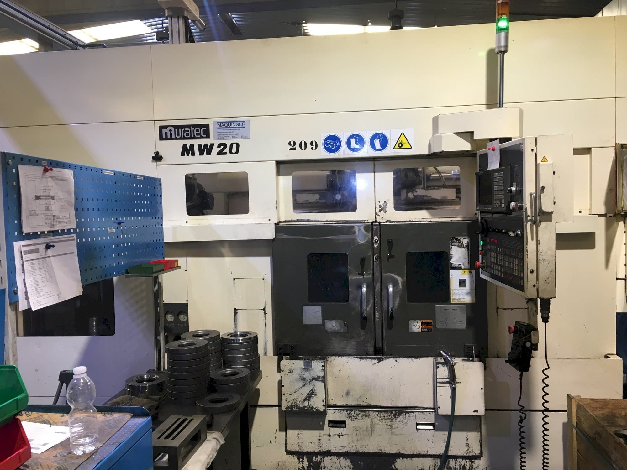 Koneen  Muratec MW20 etunäkymä