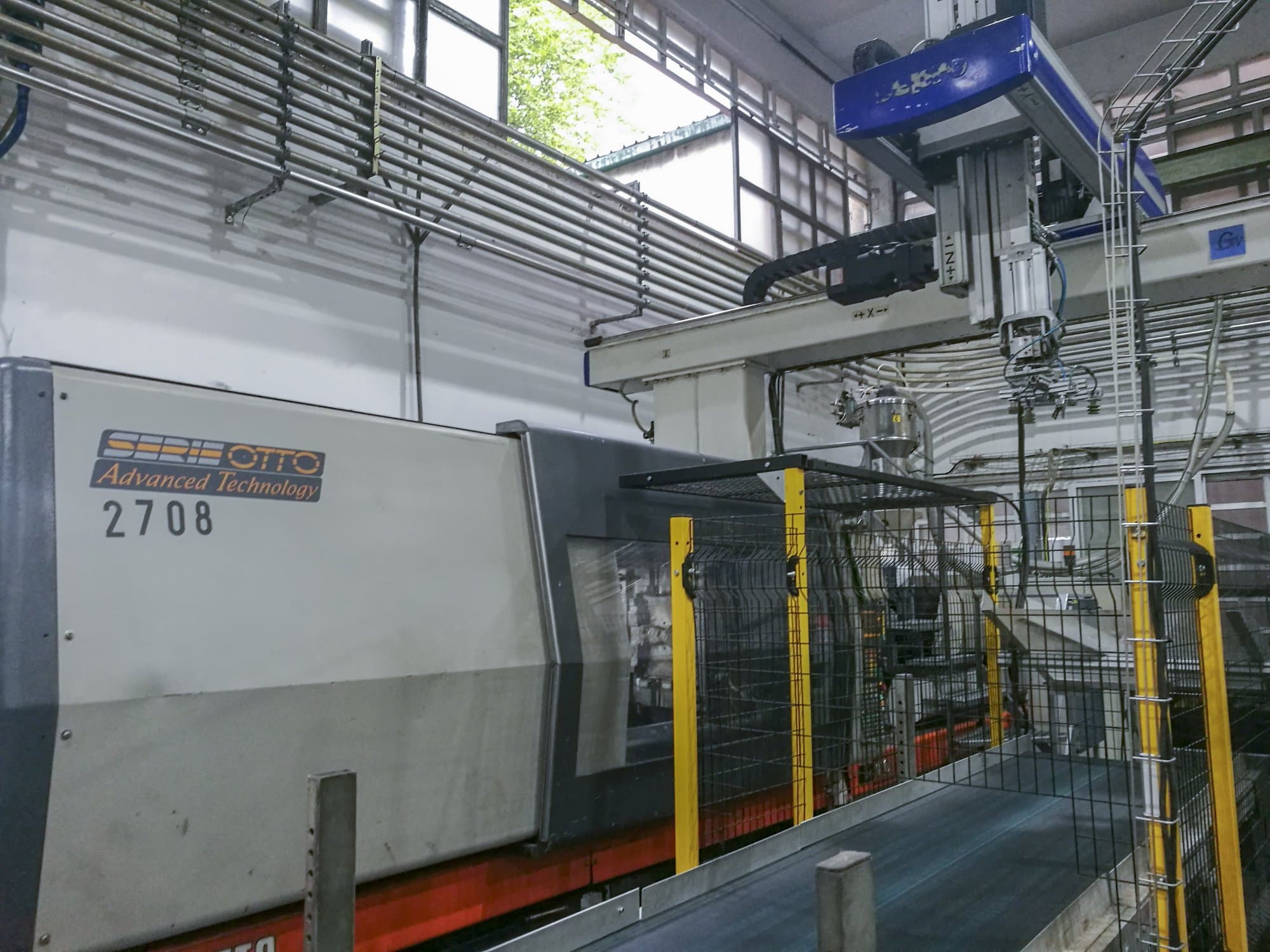 Koneen  1 SANDRETTO vasen näkymä 2054-380