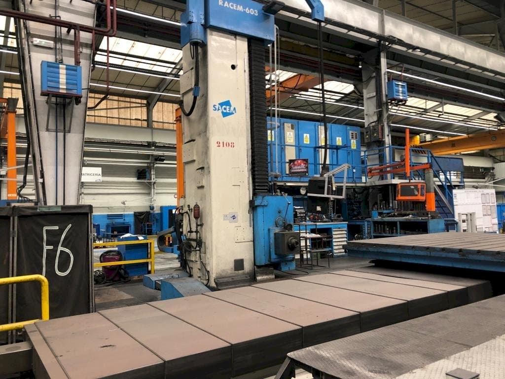 Koneen  Sacem									 Racem-603 etunäkymä