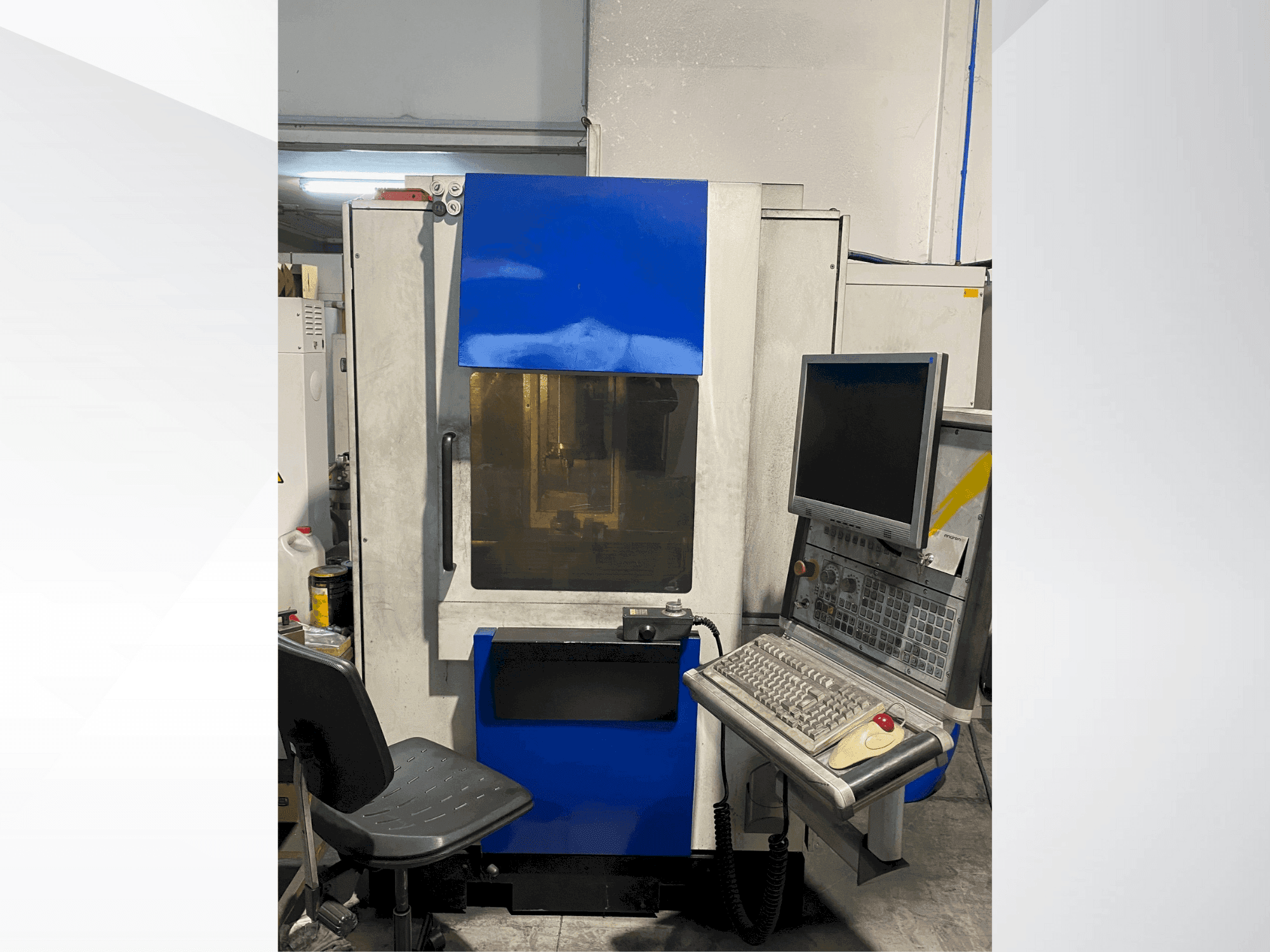 Koneen  OPS INGERSOLL 600 etunäkymä