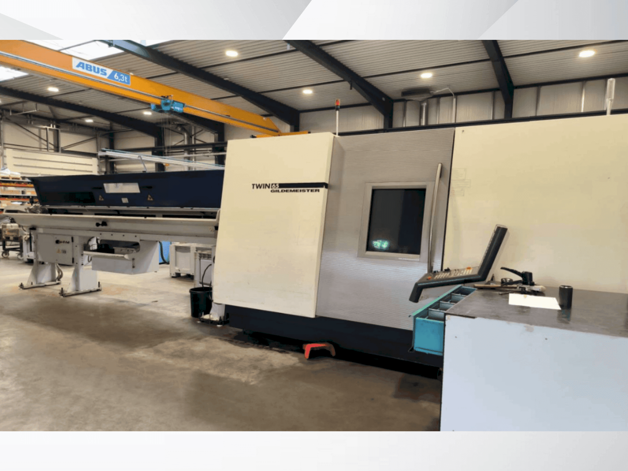 Koneen  DMG Gildemeister Twin 65 etunäkymä