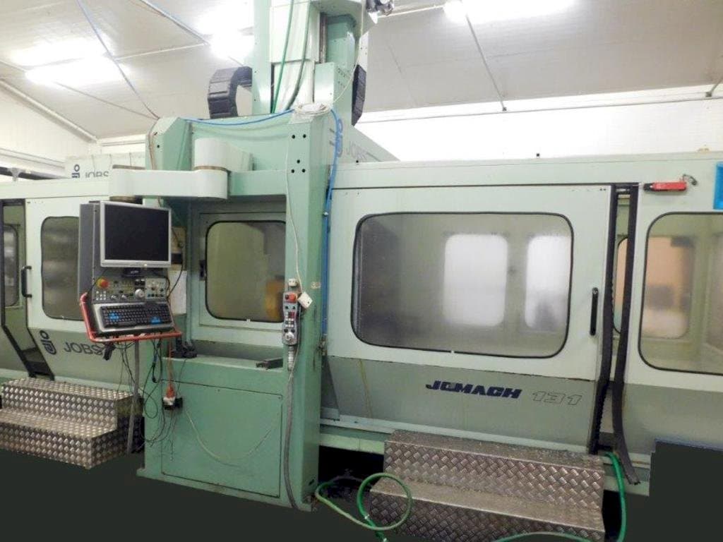 Koneen  JOBS Jomach 131 etunäkymä