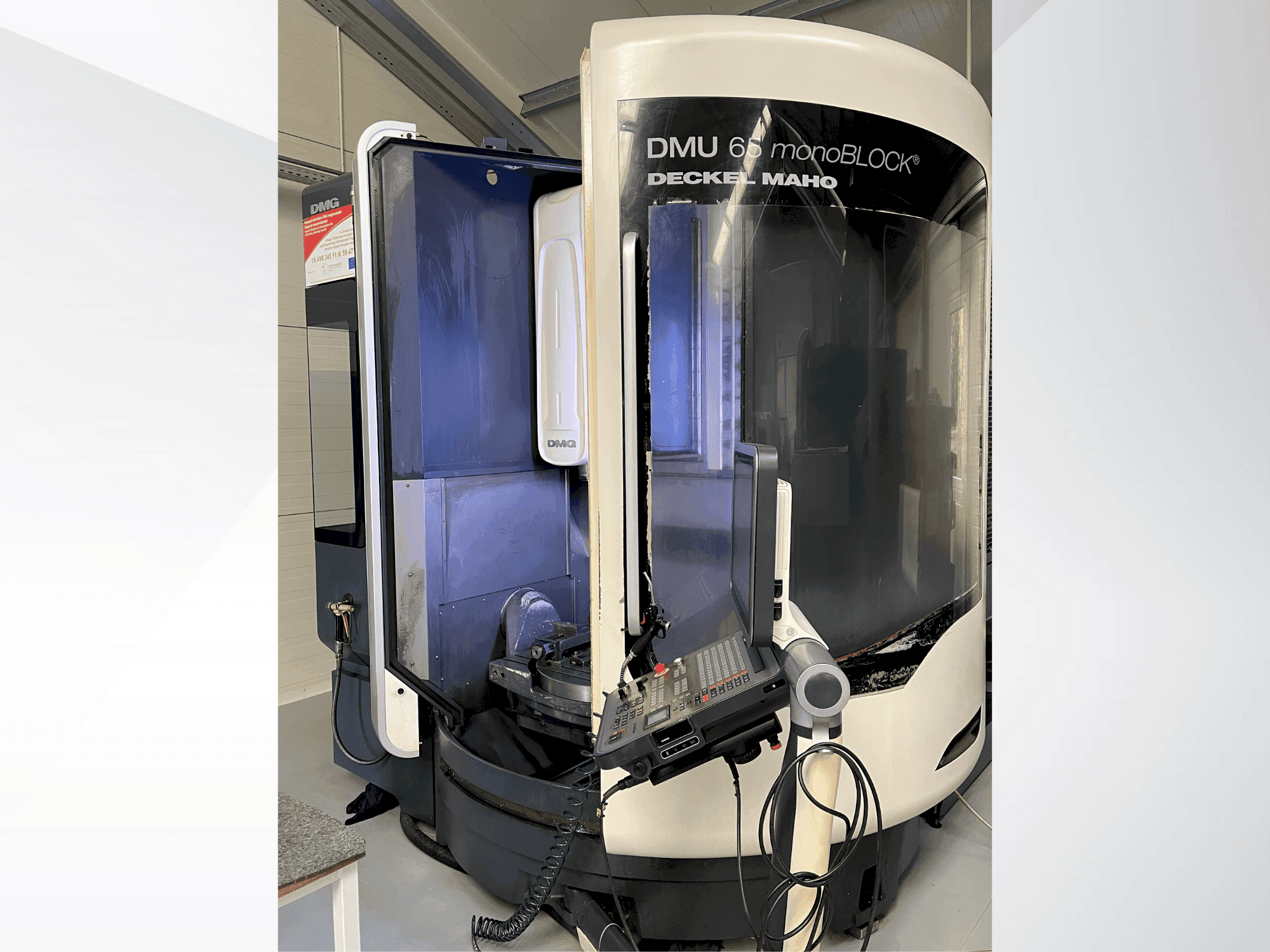 Koneen  DECKEL MAHO DMU 65 monoBLOCK etunäkymä