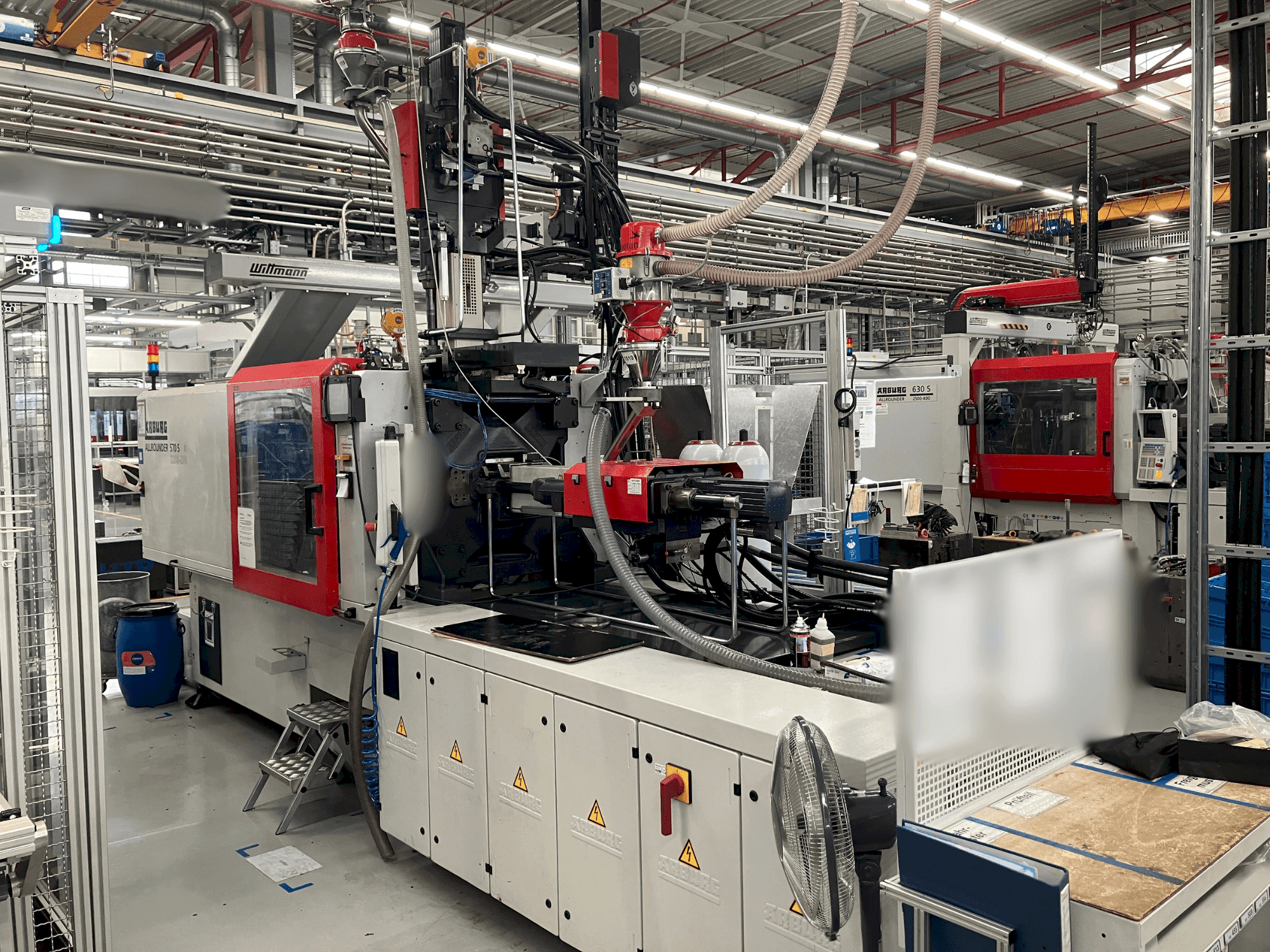 Koneen  Arburg Allrounder 570 S 2200-290 / 170 etunäkymä