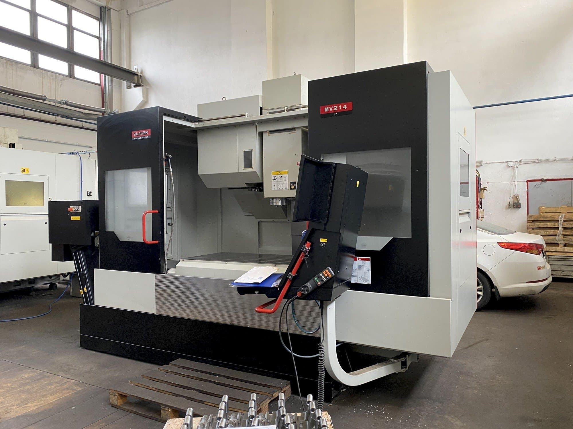 Koneen  Quaser MV214P/12B etunäkymä