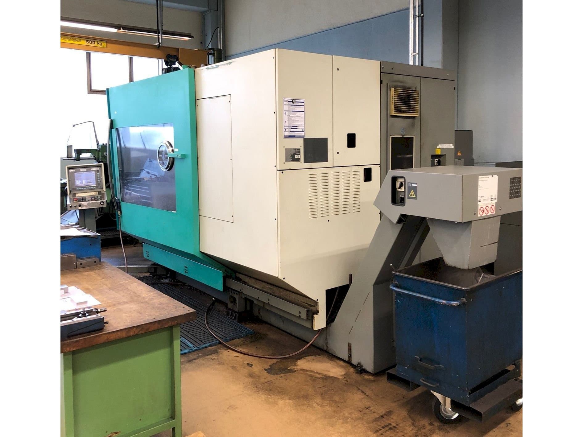 Koneen  DECKEL MAHO Dmu80p etunäkymä