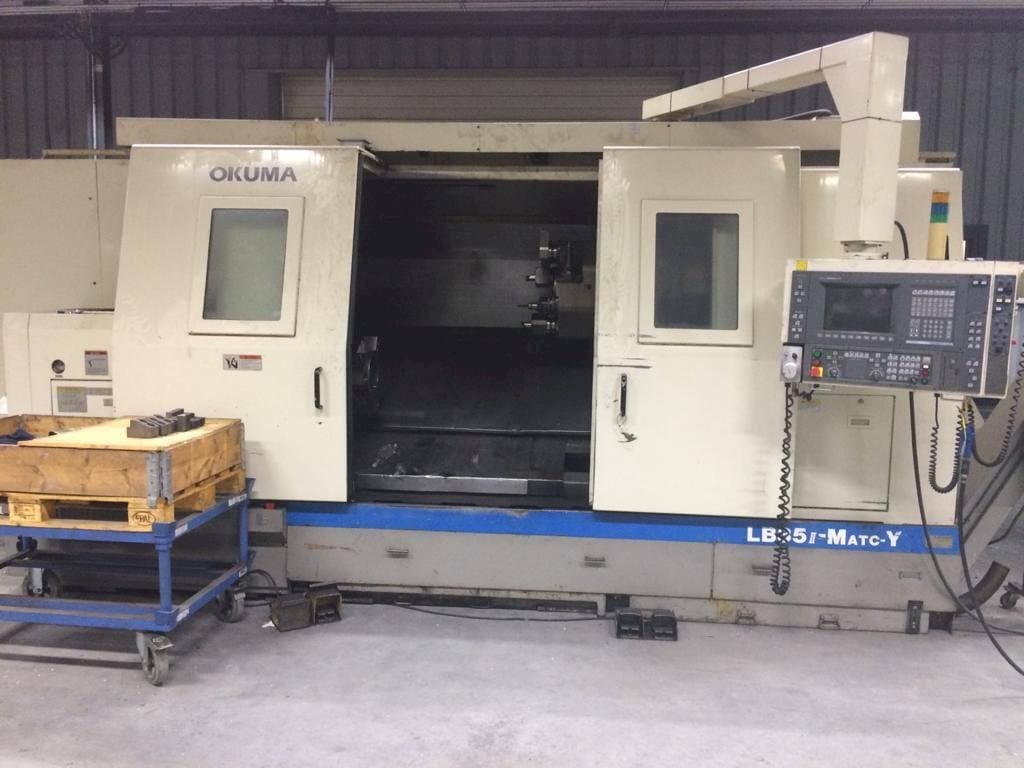 Koneen  Okuma LB35 II etunäkymä