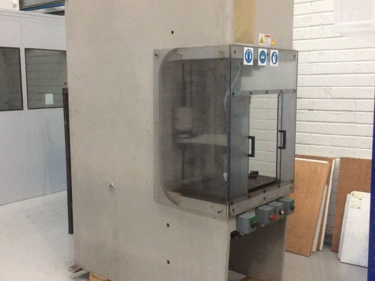 Koneen  ABEX Dension FN50-30H-0592E etunäkymä