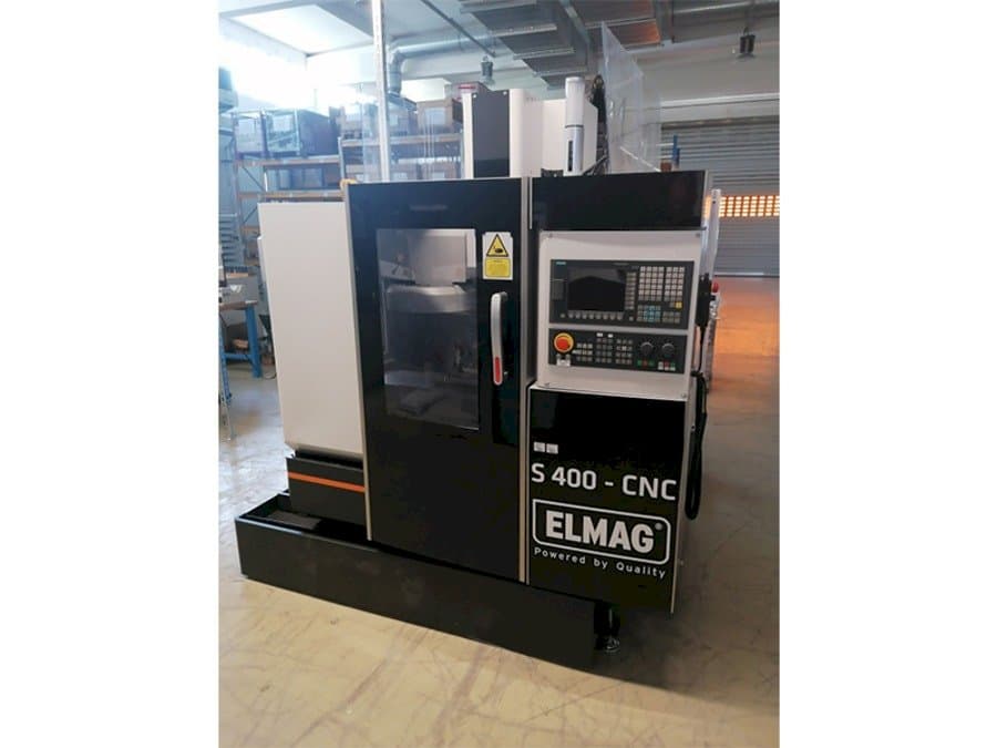 Koneen  ELMAG S 400 CNC etunäkymä
