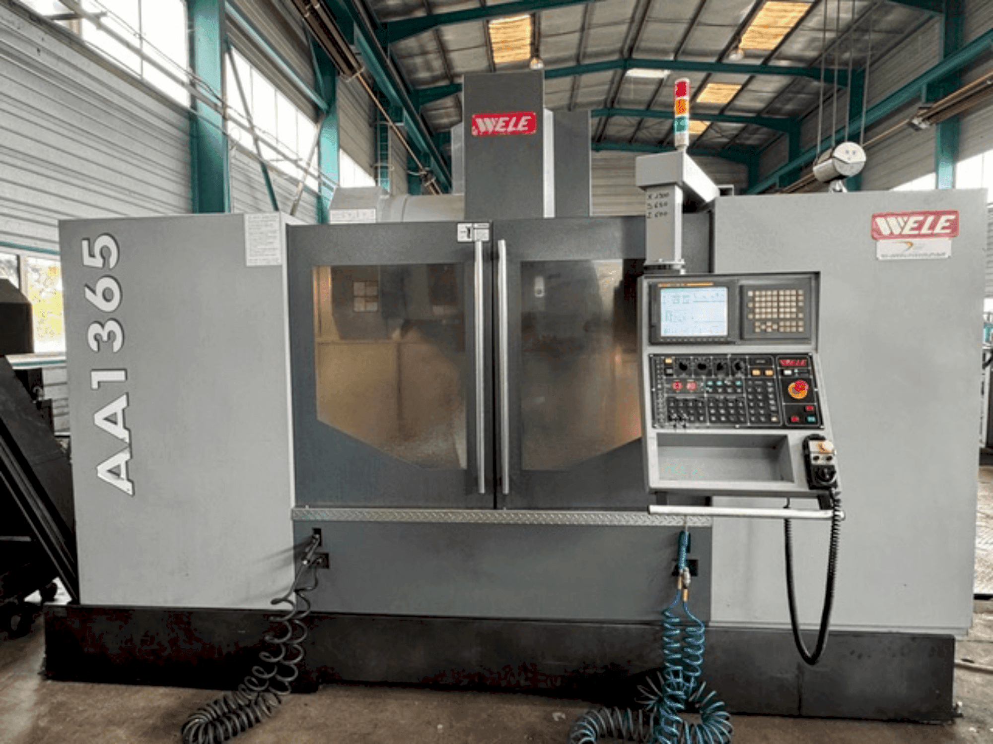 Koneen  Wele AA1365 etunäkymä