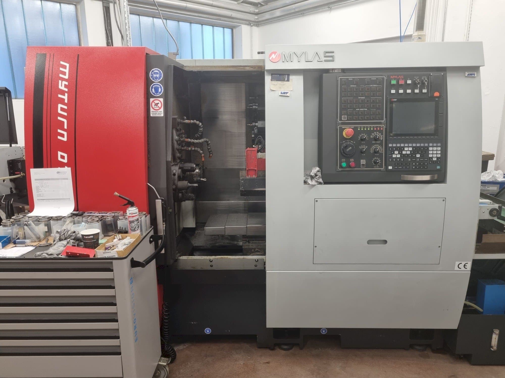 Koneen  MYLAS DT52 etunäkymä