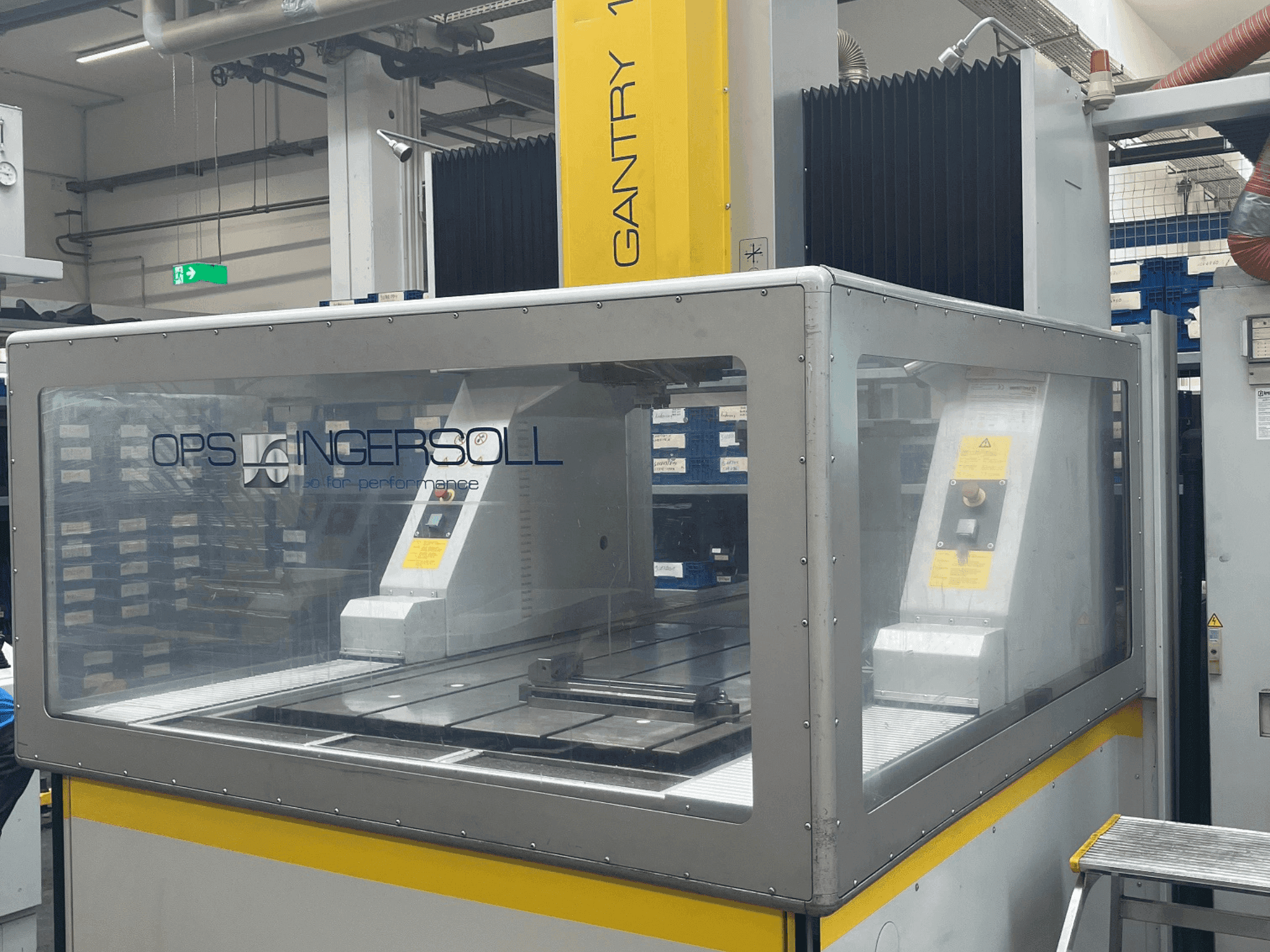 Koneen  OPS INGERSOLL Gantry 1200 etunäkymä