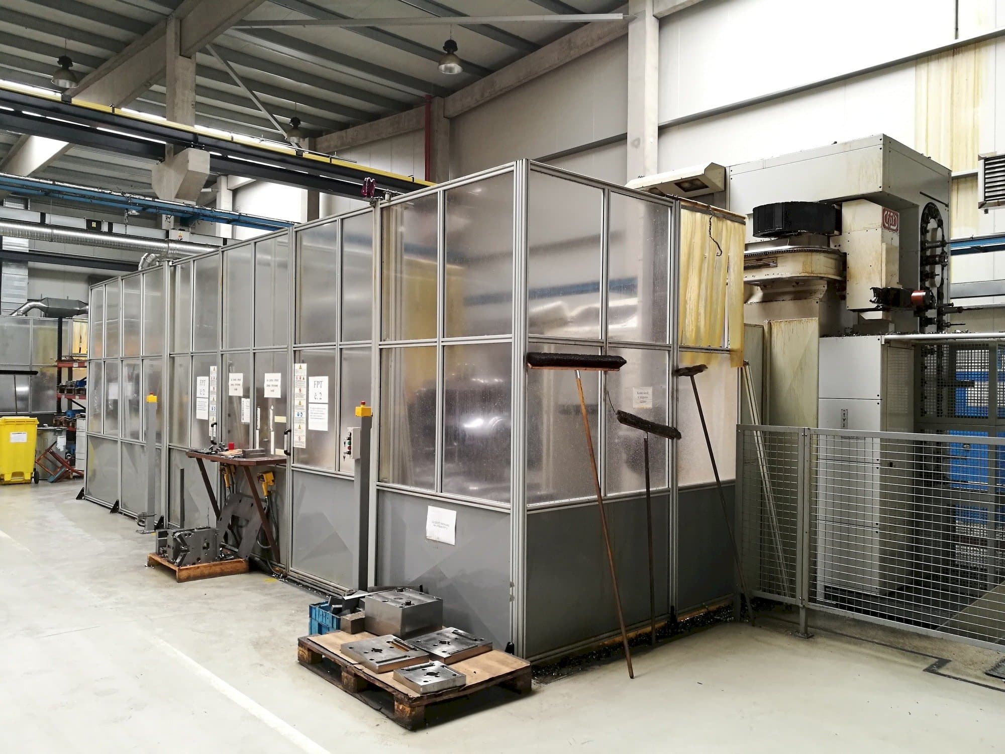 Koneen  FPT Area M etunäkymä