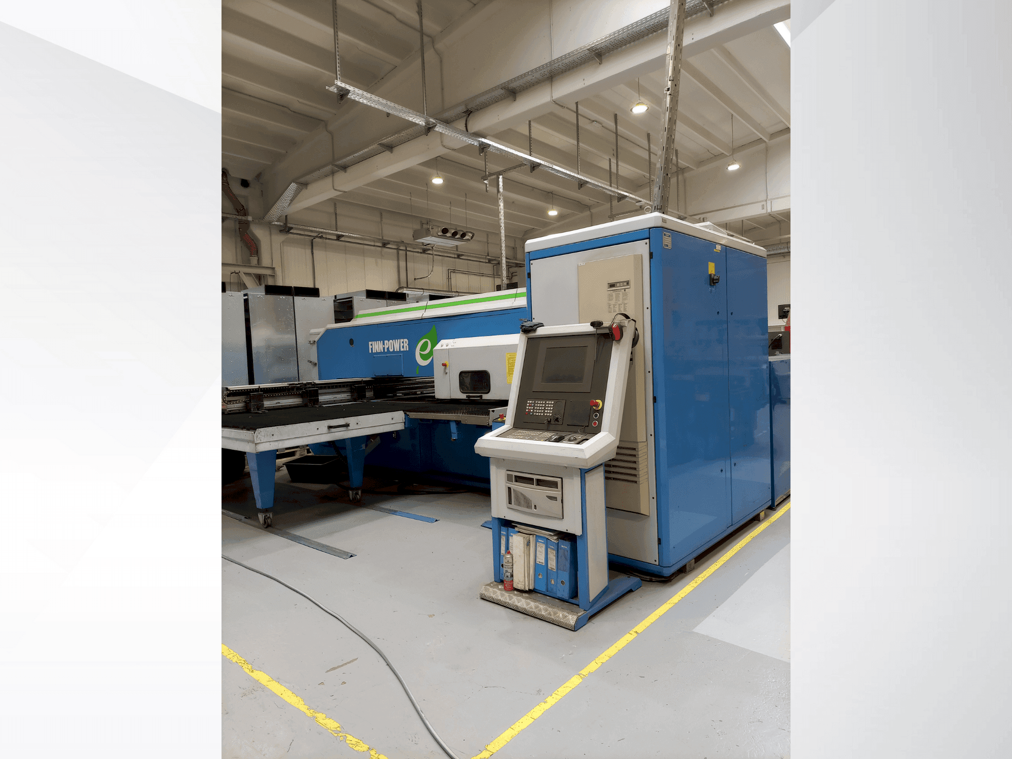 Koneen  Finn-Power E5 U etunäkymä