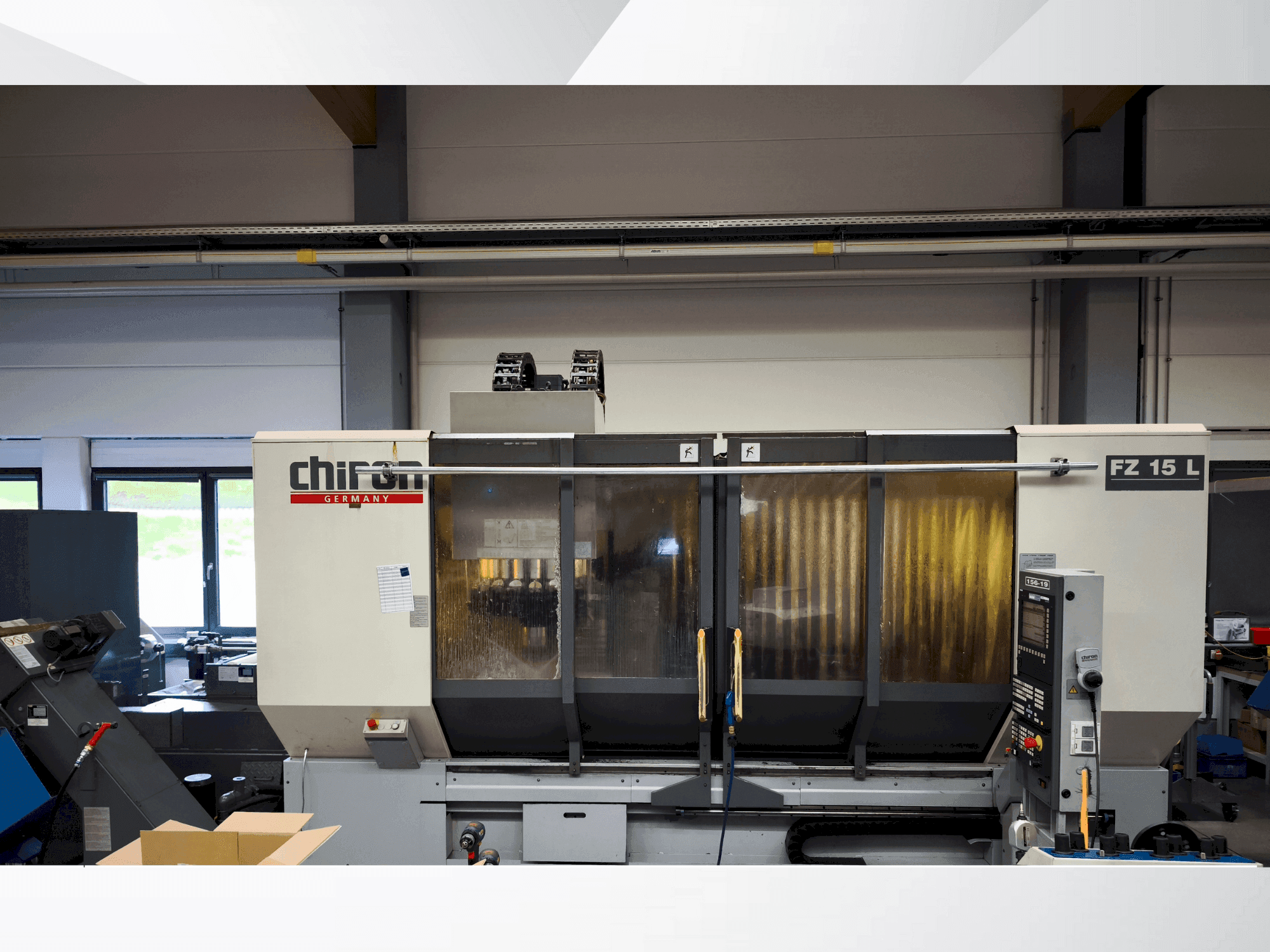 Koneen  CHIRON FZ 15 L etunäkymä