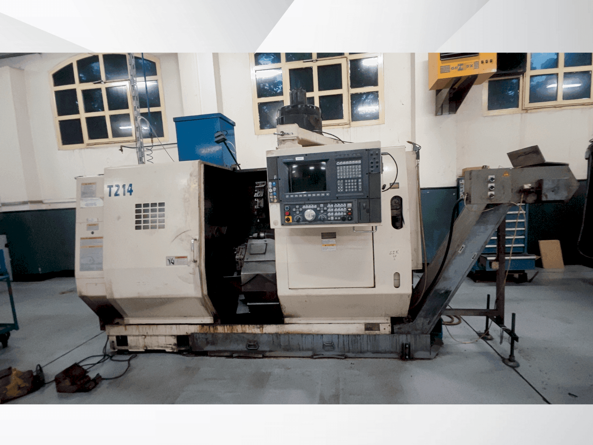 Koneen  Okuma LU 15 etunäkymä