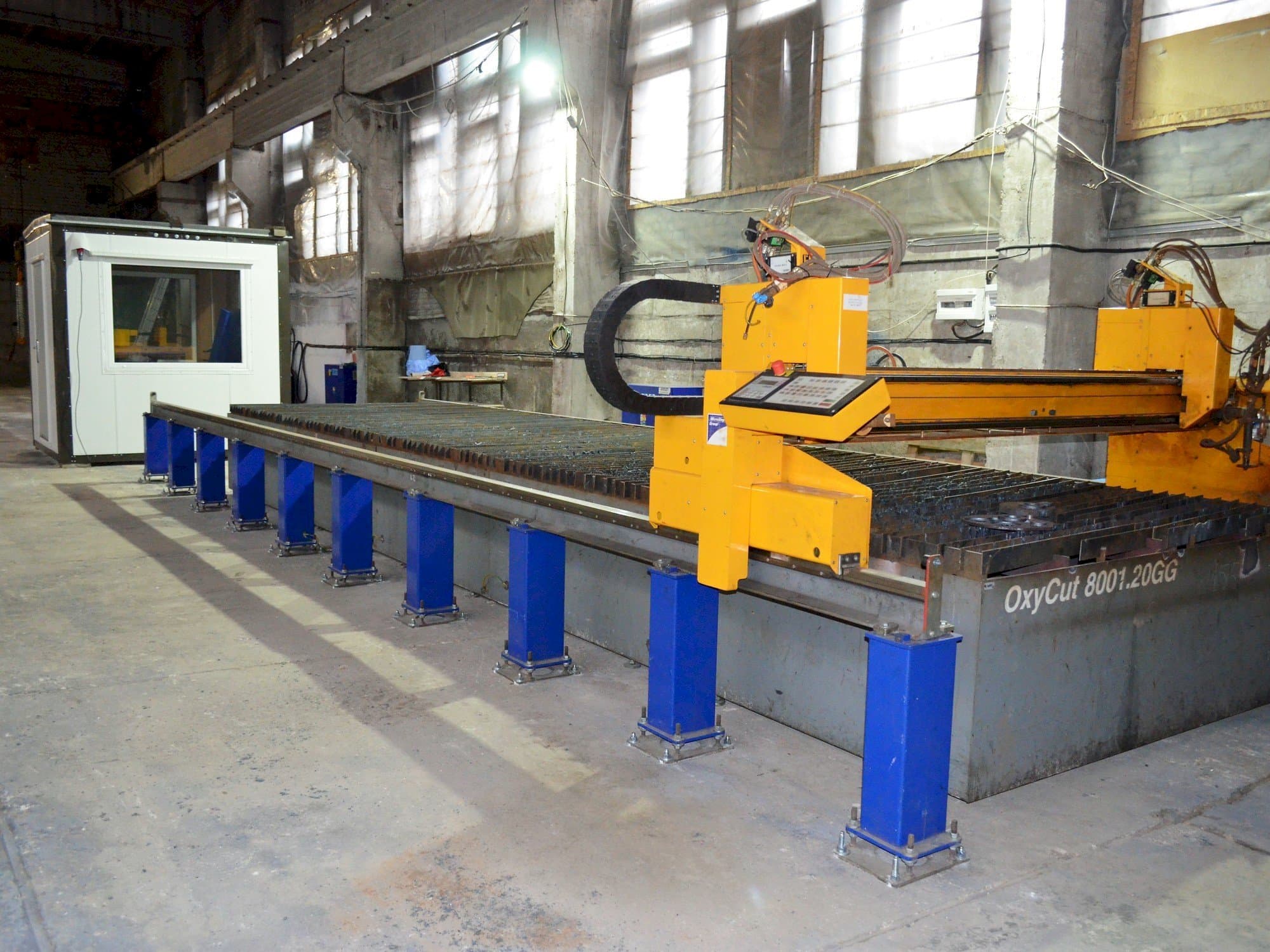 Koneen  MicroStep OxyCut 8001 20GG etunäkymä