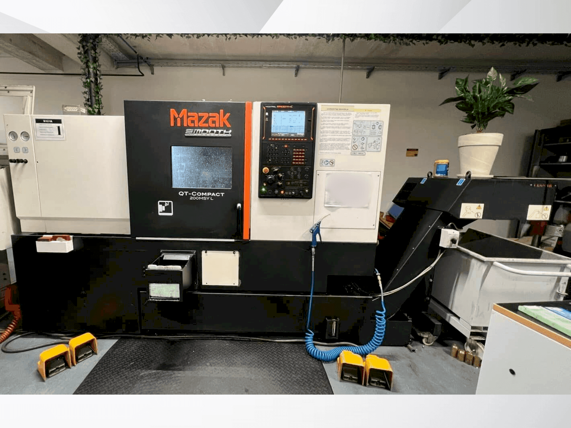 Koneen  Mazak QUICK TURN COMPACT 200 MSY  L etunäkymä