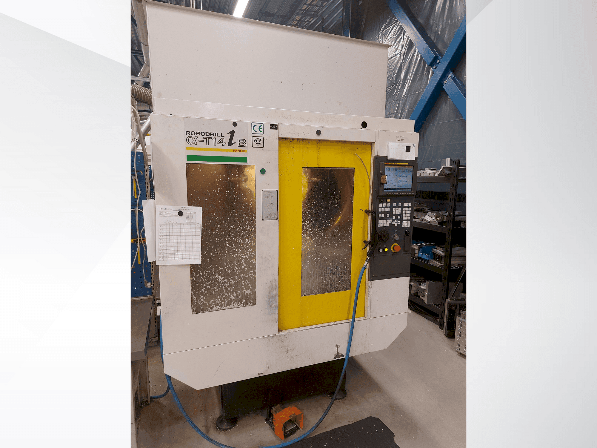 Koneen  FANUC Robodrill α-T14iB etunäkymä
