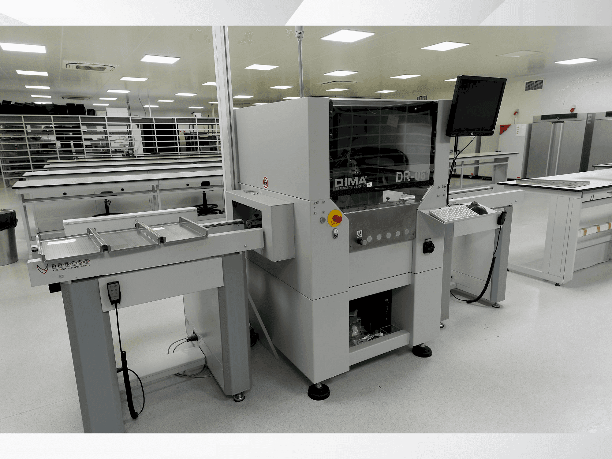 Koneen  DIMA DR-061 etunäkymä