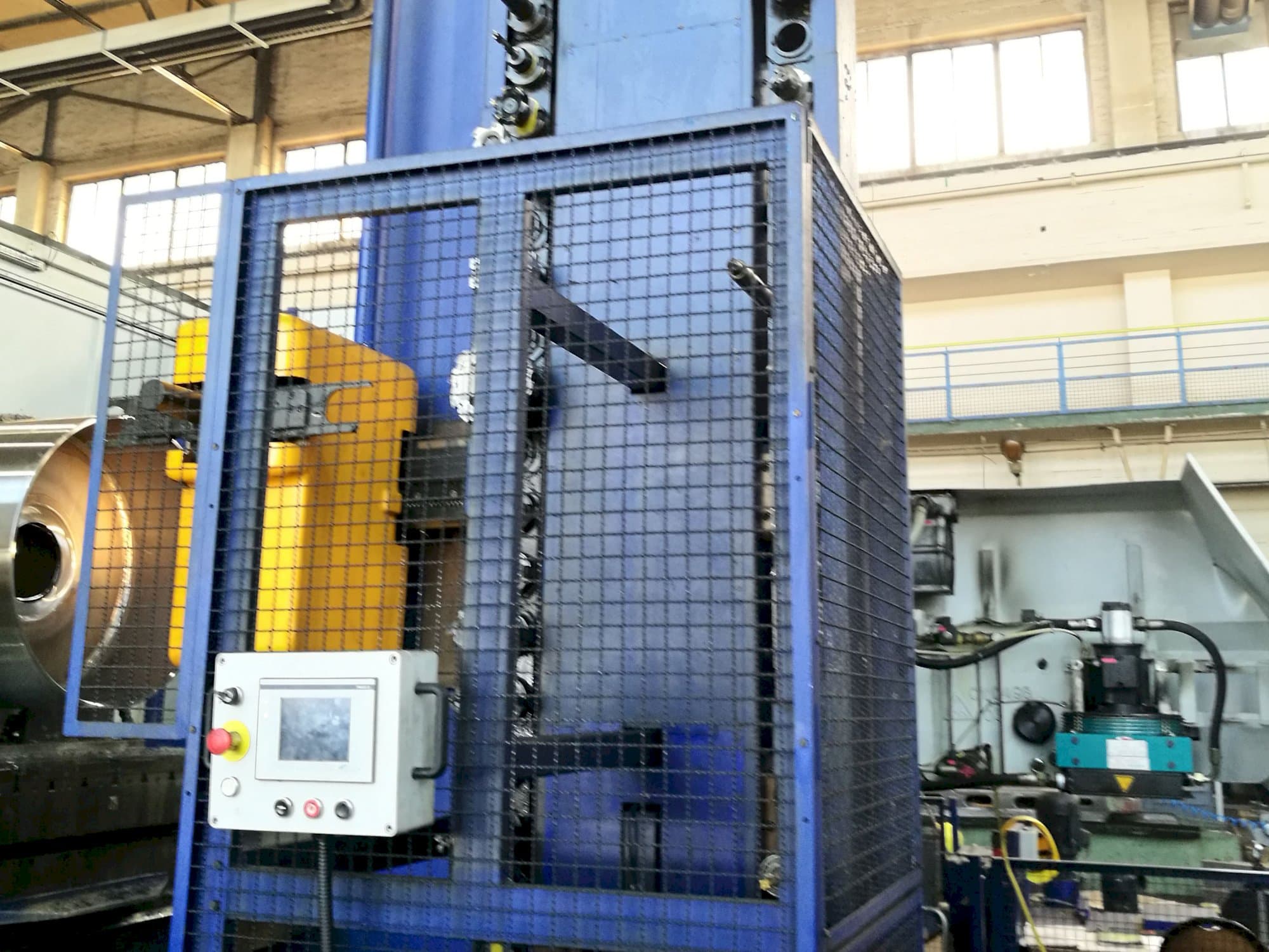 Koneen  TOS yksityiskohdat WHN 130 MC