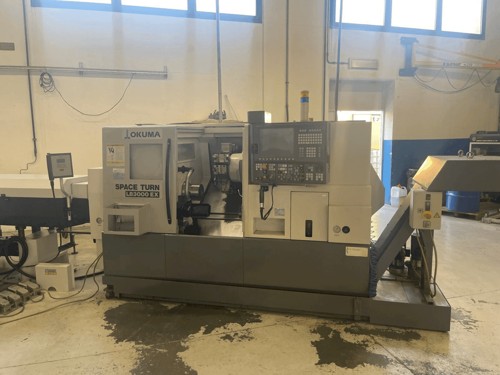 Koneen  Okuma SPACE TURN LB 3000 EX etunäkymä