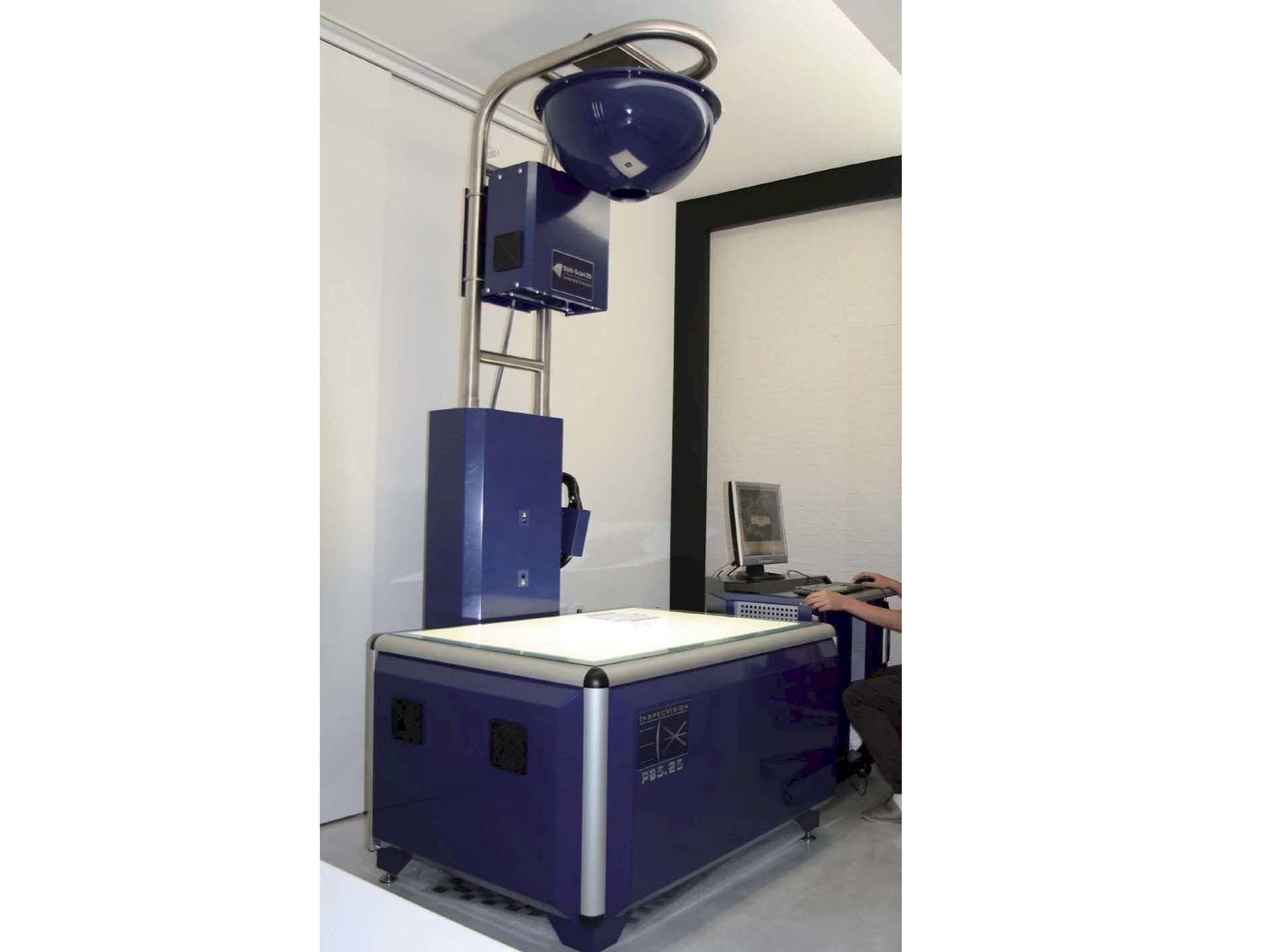 Koneen  InspecVision P85.25 etunäkymä