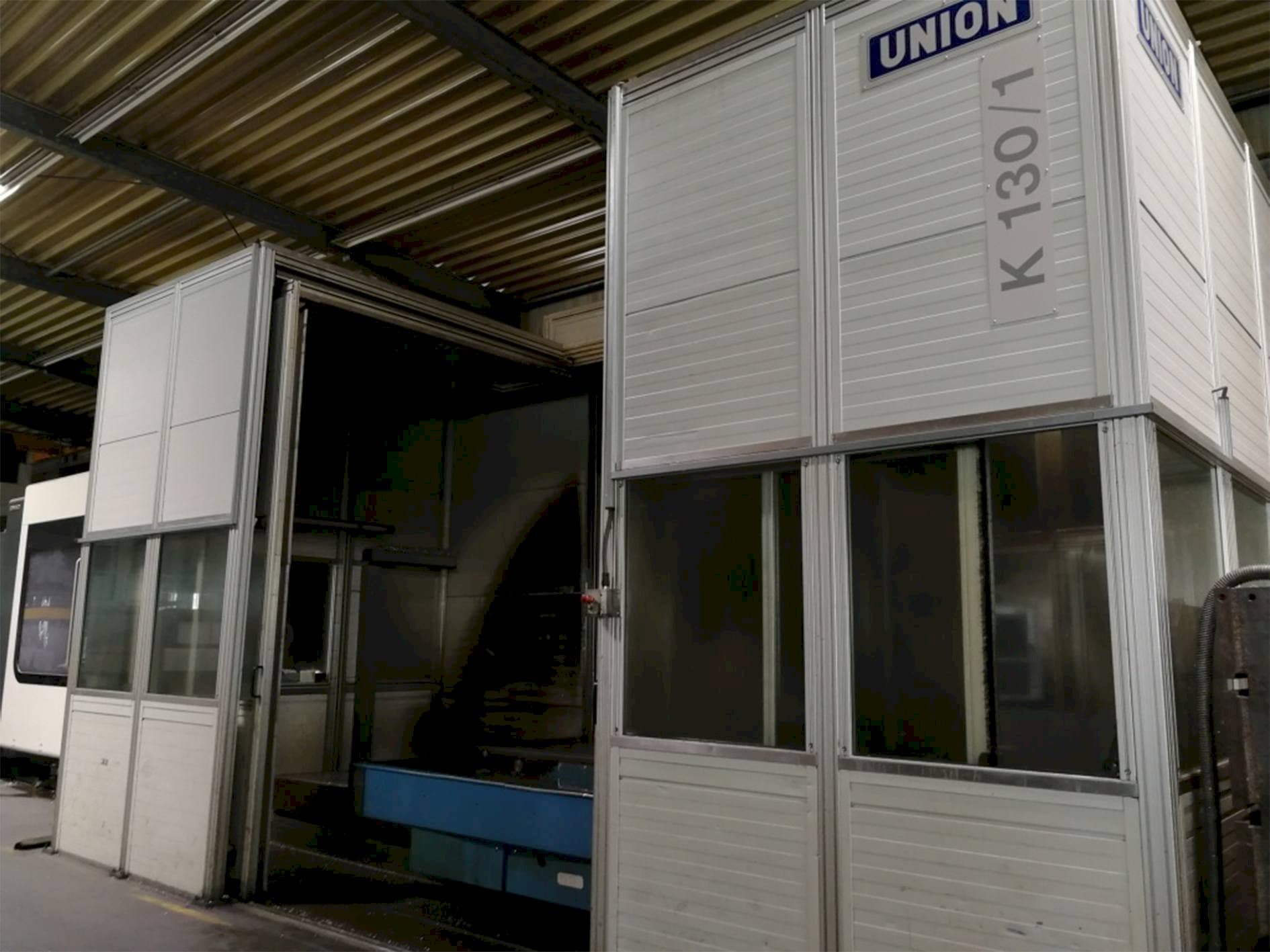 Koneen  UNION K 130 TNC 530 etunäkymä