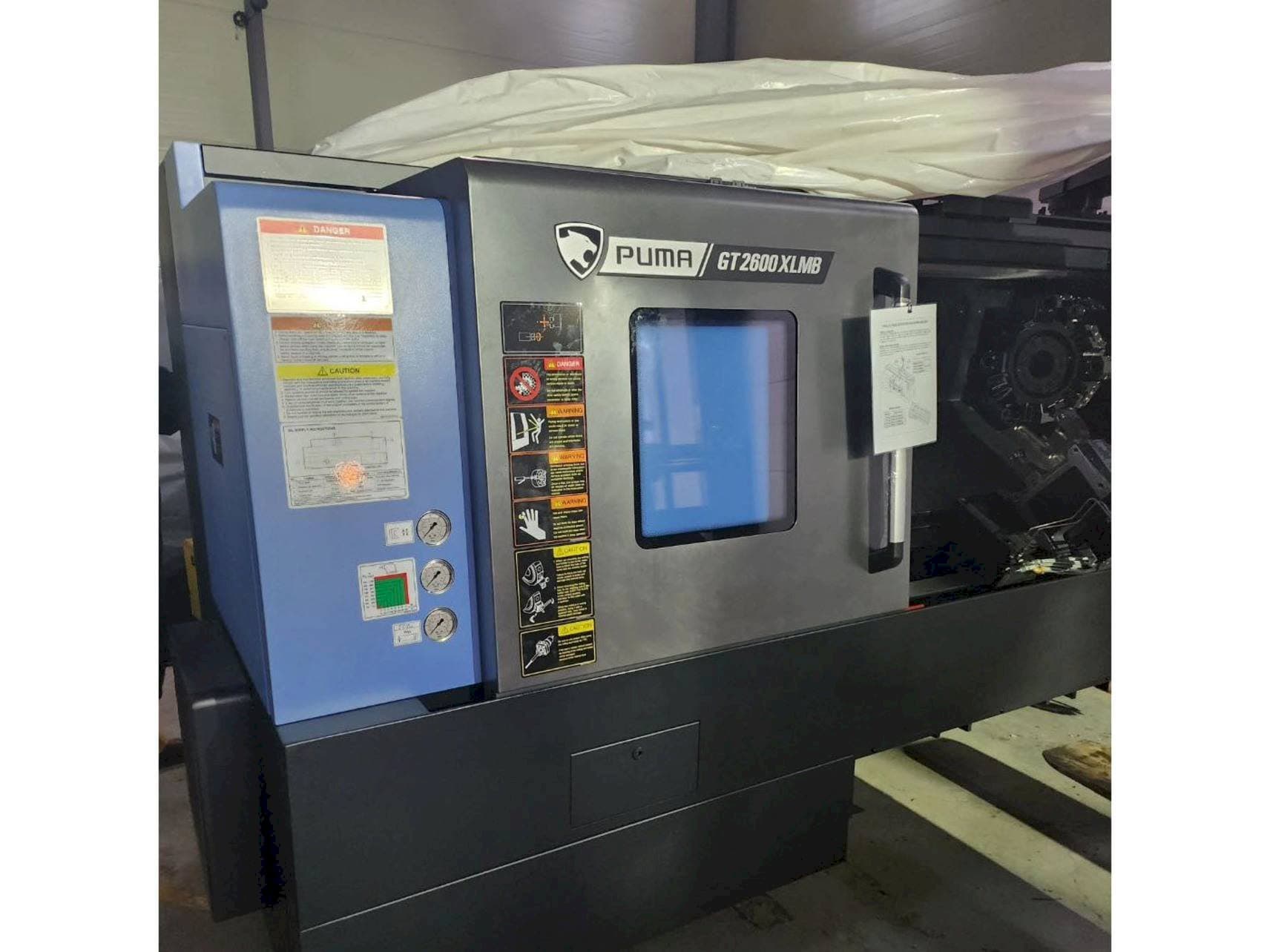 Koneen  DN SOLUTIONS  etunäkymä