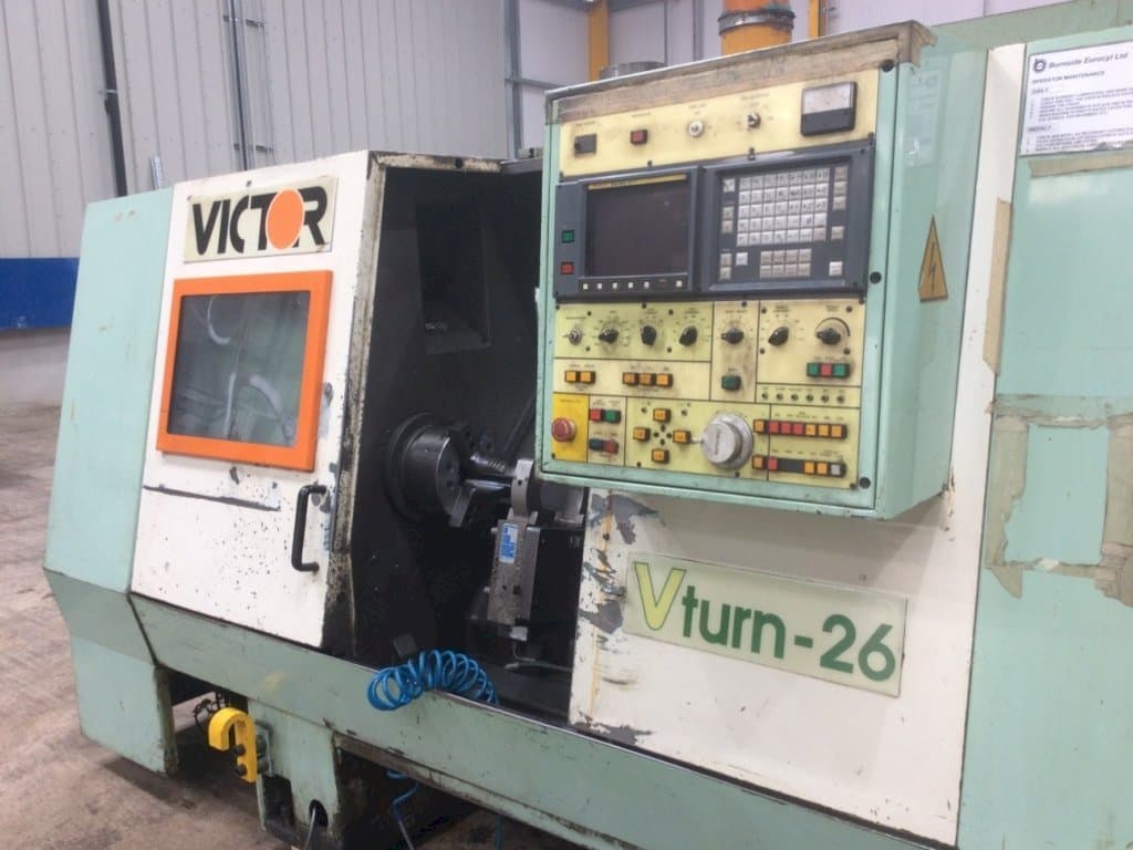 Koneen  Victor V Turn-26 etunäkymä