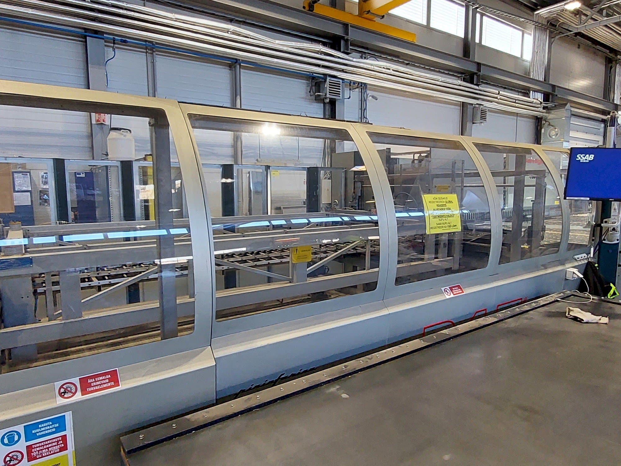 Koneen  Salvagnini S4 0929 + P4 line etunäkymä