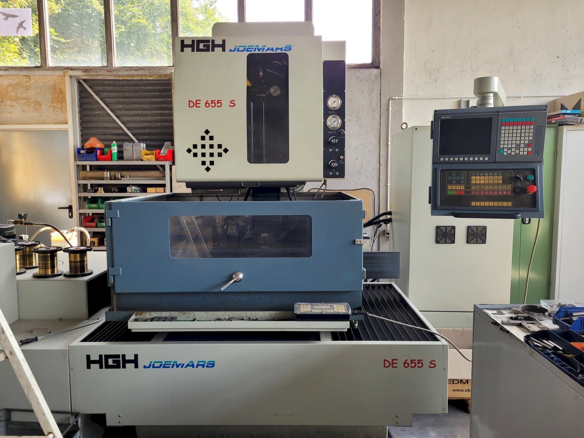 Koneen  Joemars AWT 655S etunäkymä