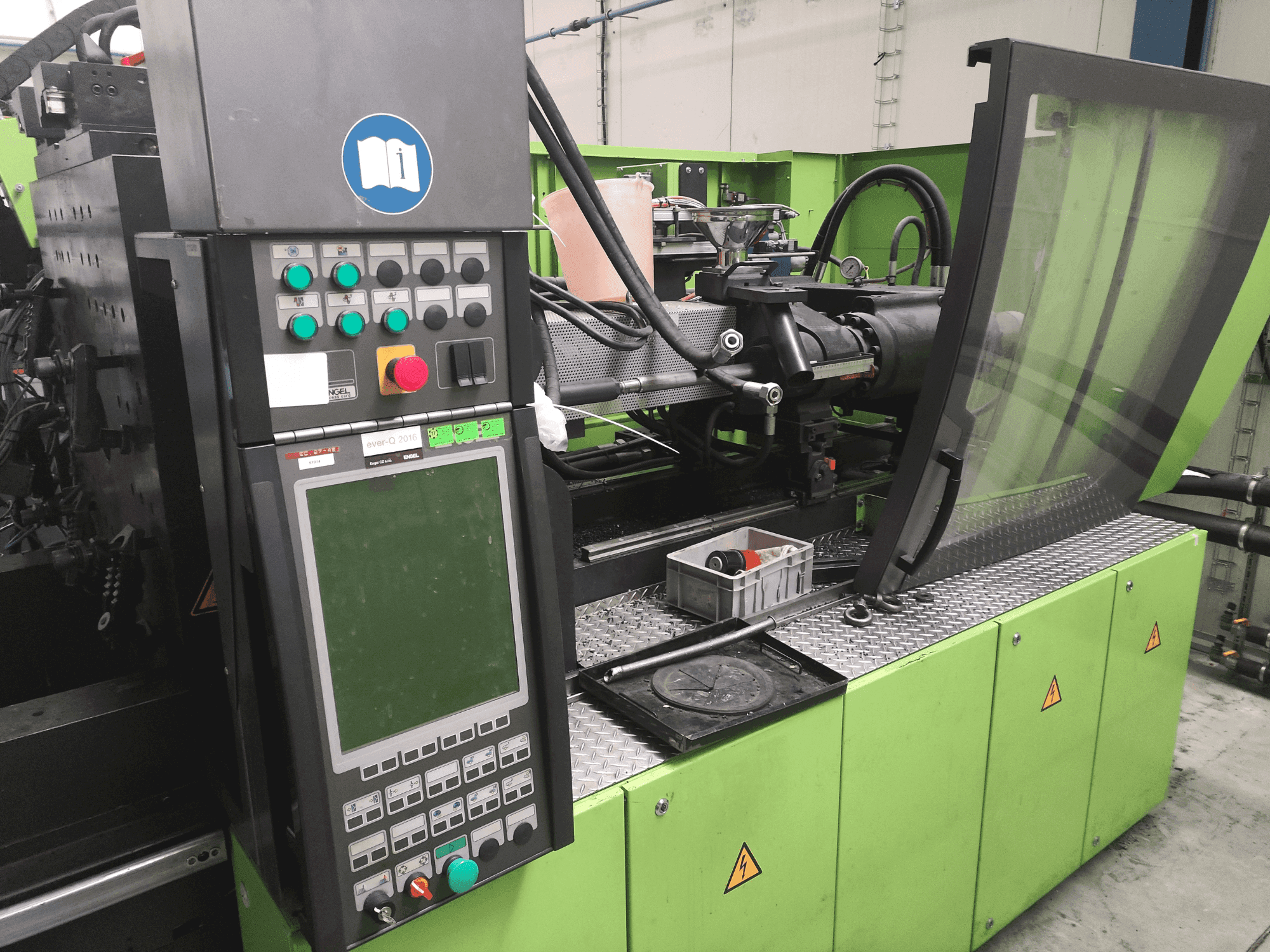 Koneen  Engel Victory 750H/330V/220 combi etunäkymä