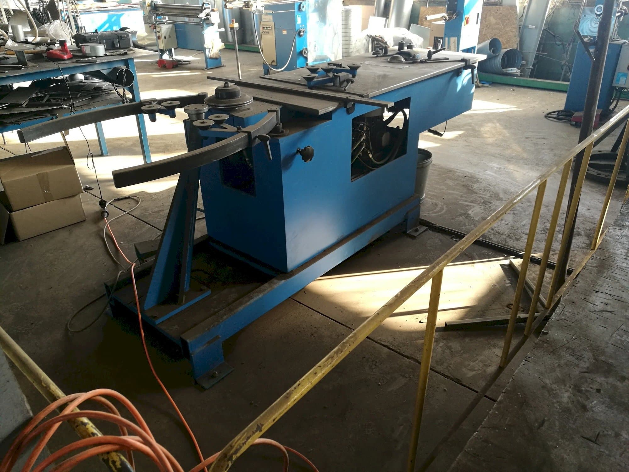 Koneen  SPIRO GORELOCKER -1 etunäkymä