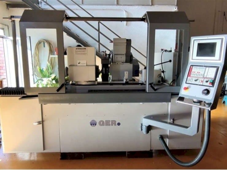Koneen  GER C-500 CNC etunäkymä