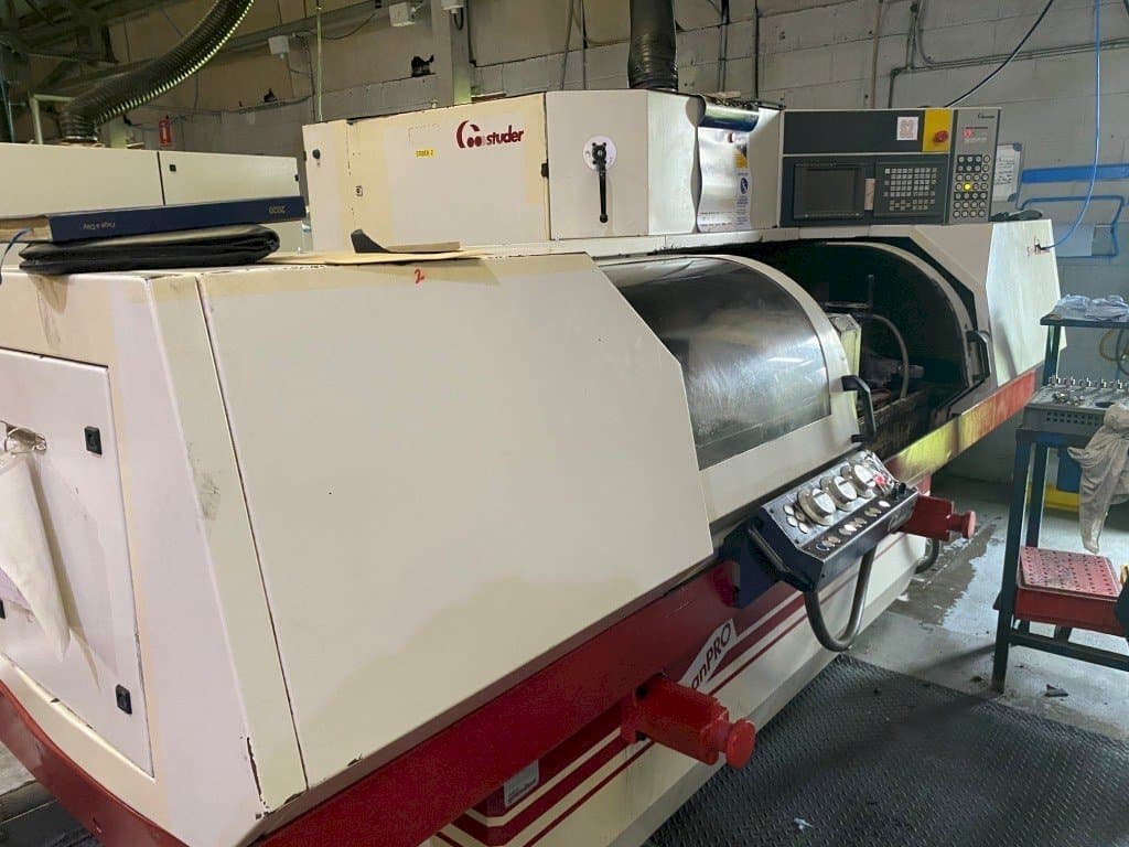 Koneen  STUDER  S30 lean PRO etunäkymä