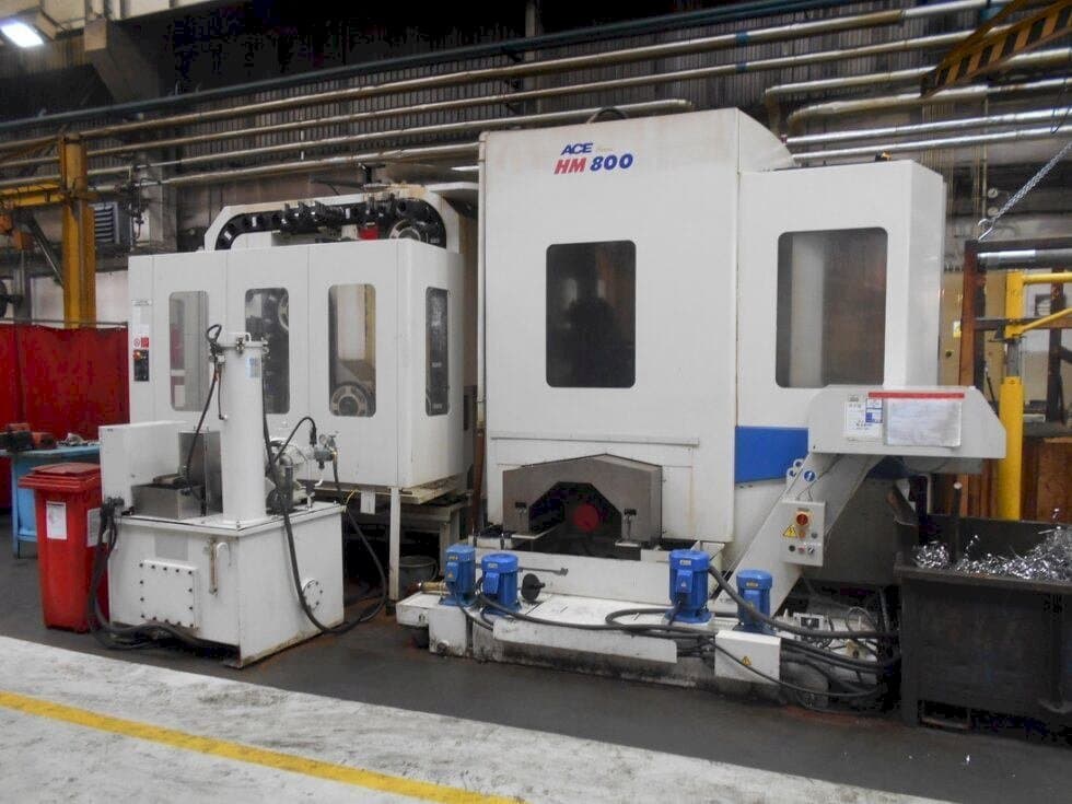 Koneen  DAEWOO ACE-HM 800 etunäkymä