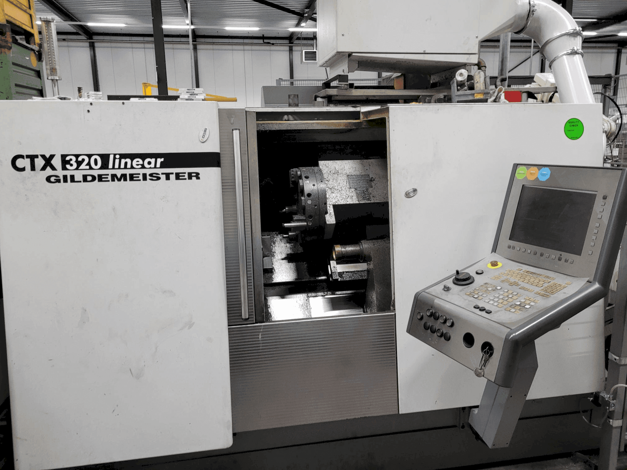Koneen  DMG Gildemeister CTX 320 linear etunäkymä