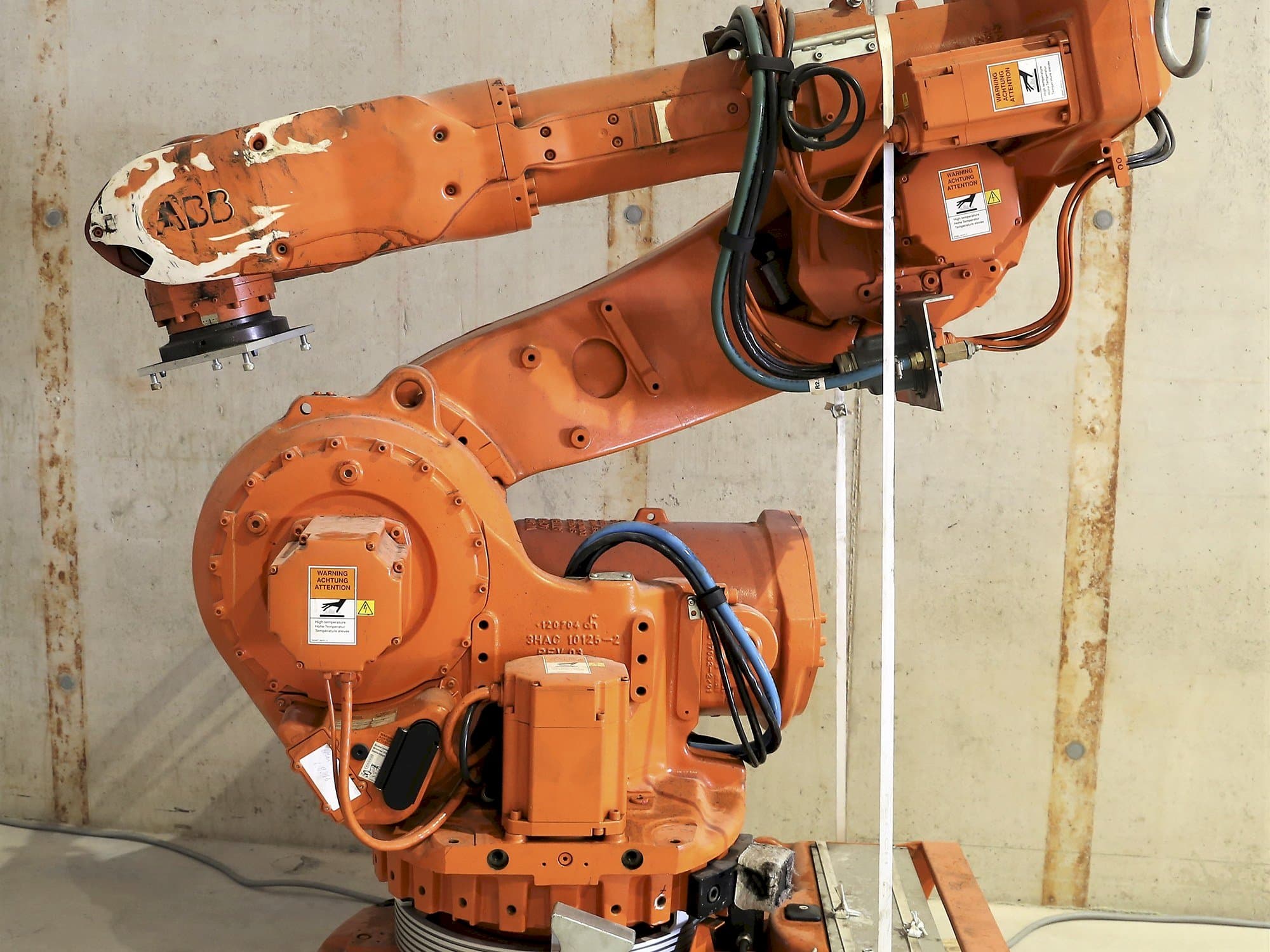 Koneen  ABB etunäkymä 6600