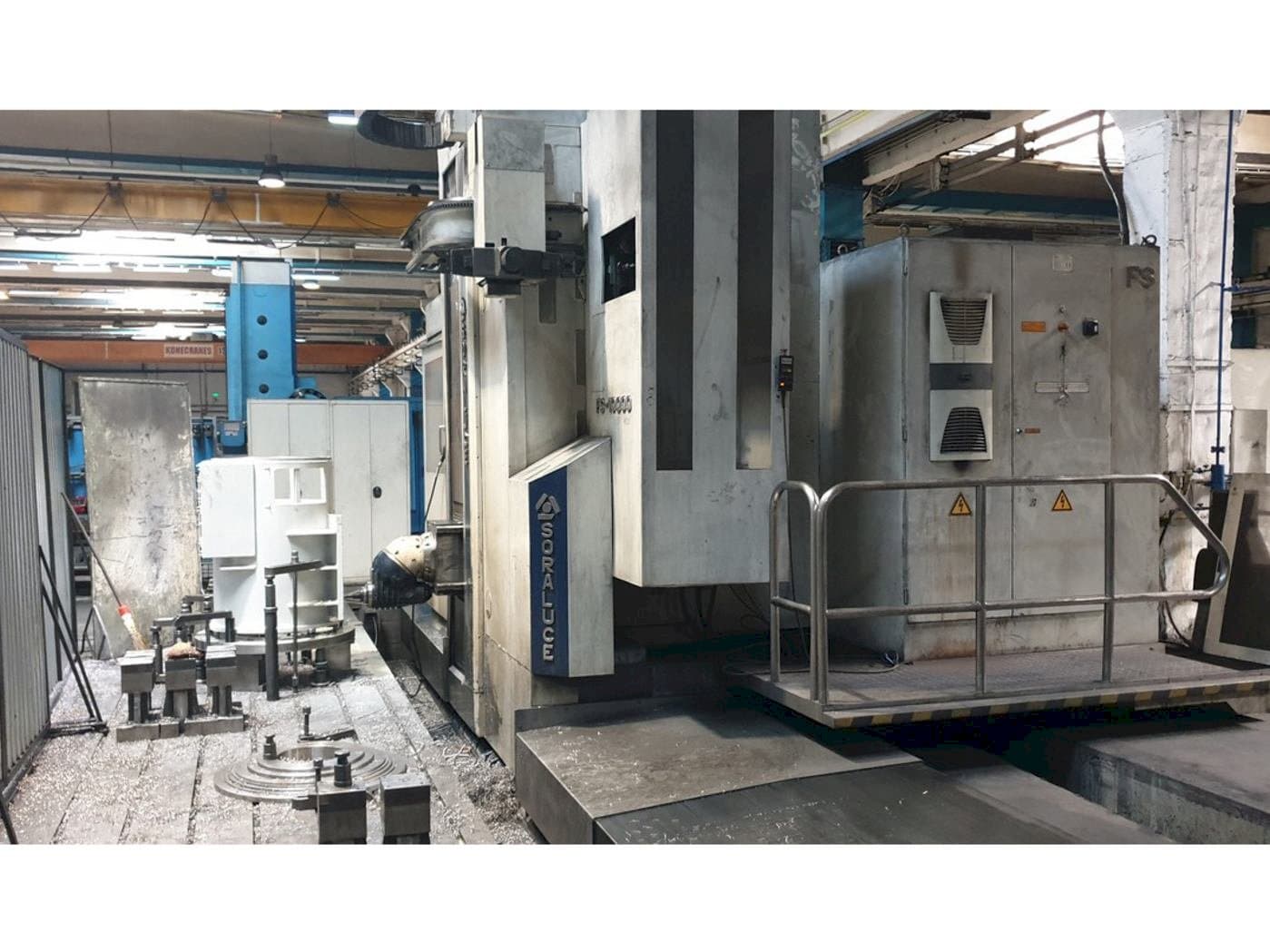 Koneen  Soraluce FS-10000 etunäkymä