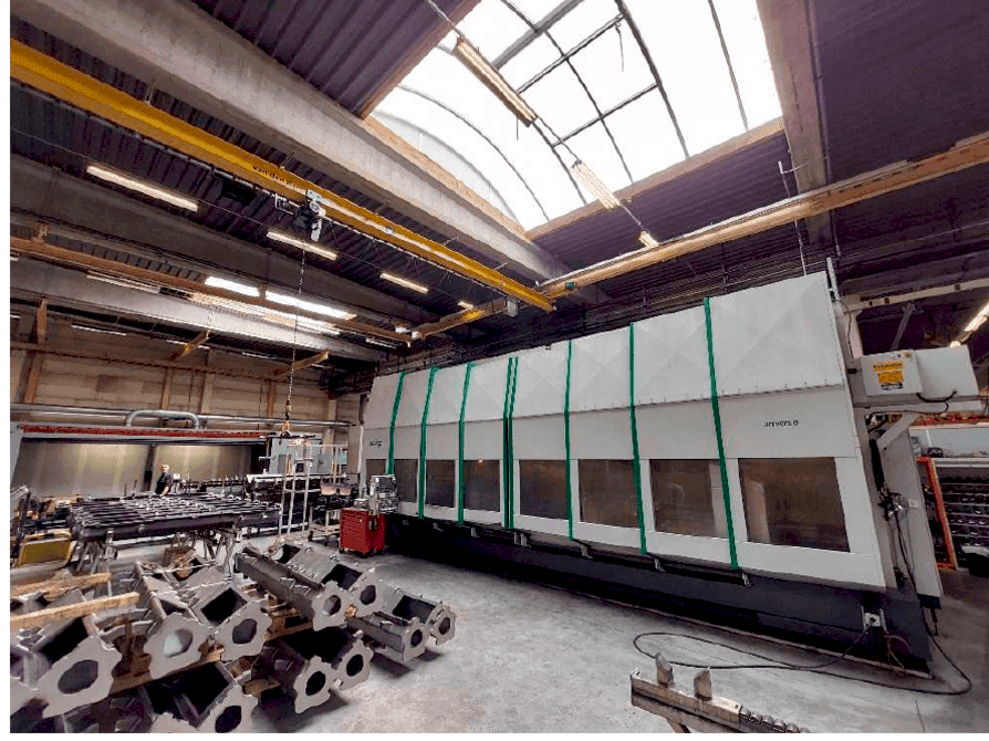 Koneen  Unisign Univers 6 etunäkymä