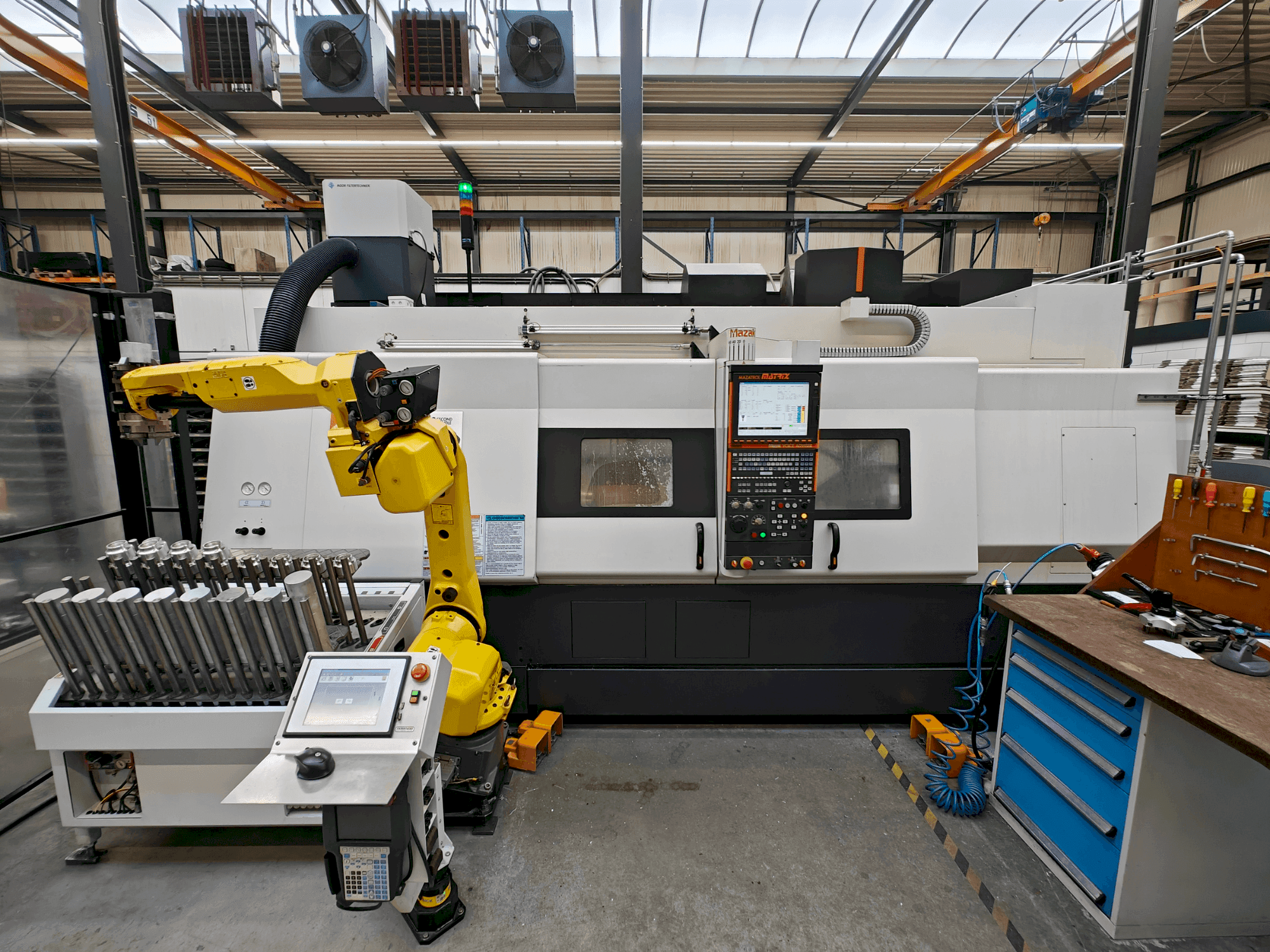 Koneen  Mazak Integrex 400-IV-S x 1500 etunäkymä