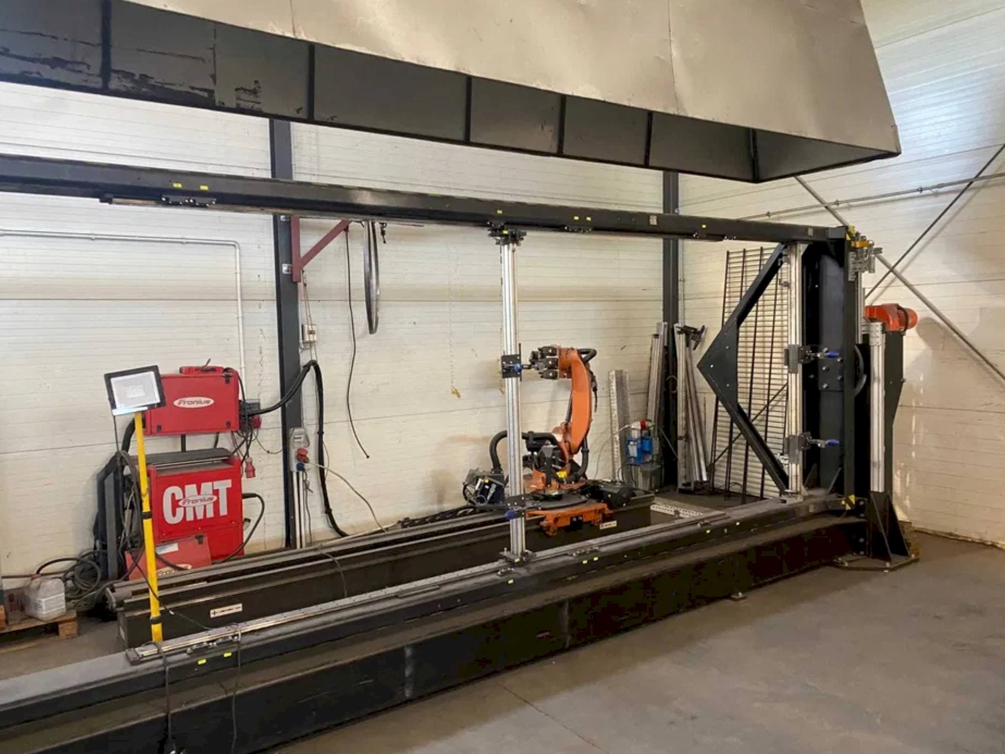 Koneen  Kronos Kjellberg KR 16 L6 ARC-C etunäkymä