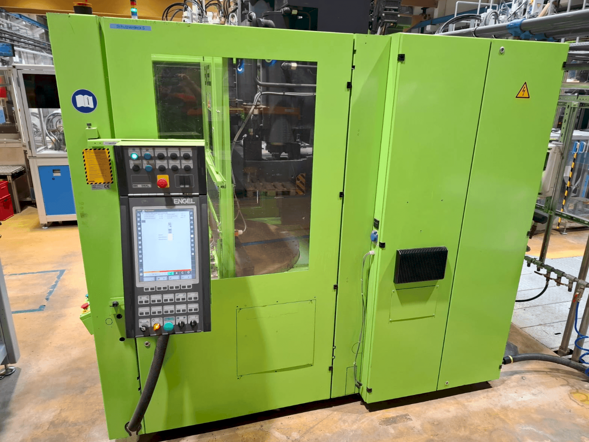 Koneen  Engel Insert 80V/40 etunäkymä